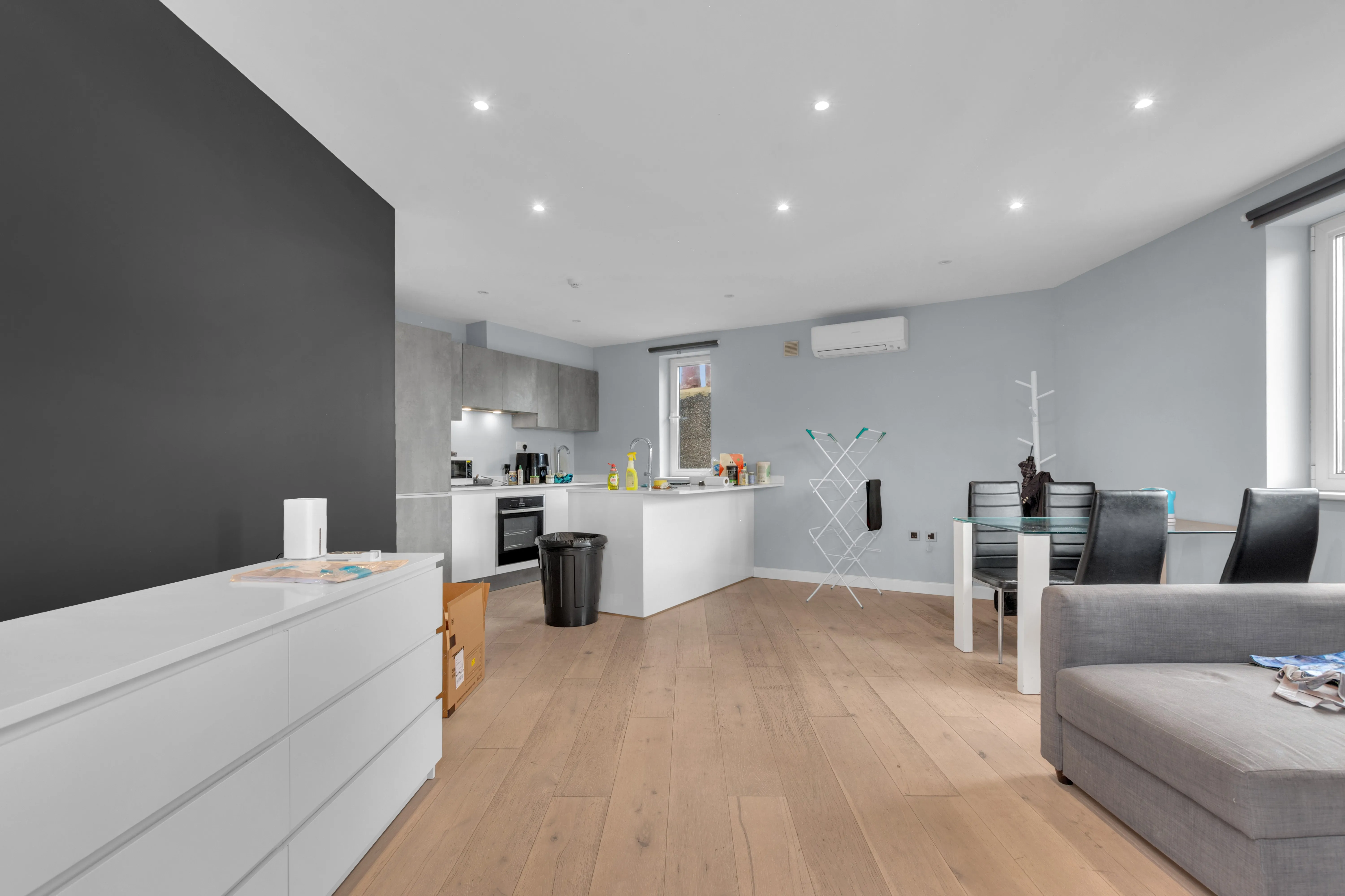 INVESTMENT - Freehold Mixed-Use Building