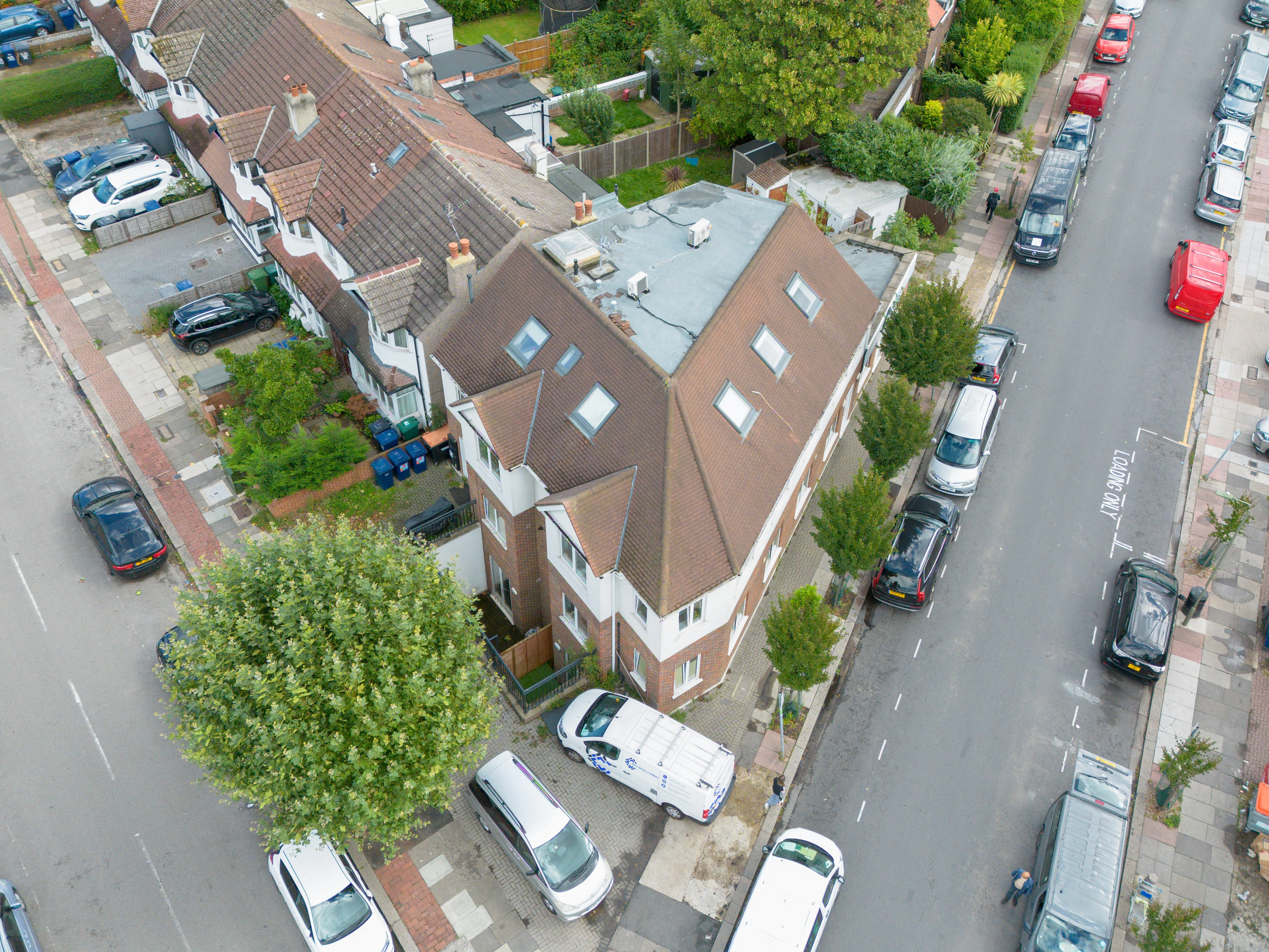 INVESTMENT - Freehold Mixed-Use Building