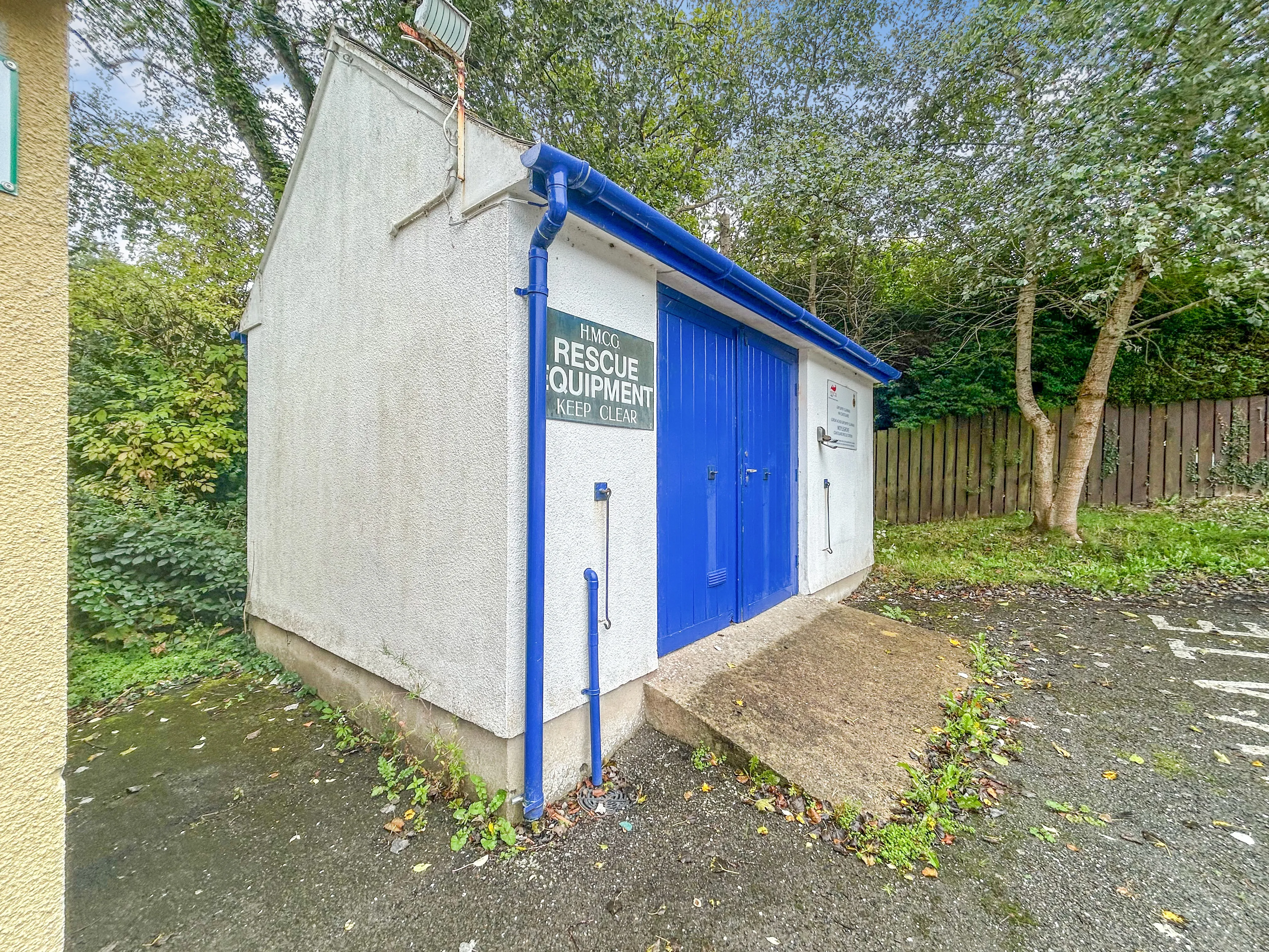 VACANT - Freehold Former Coastguard Building