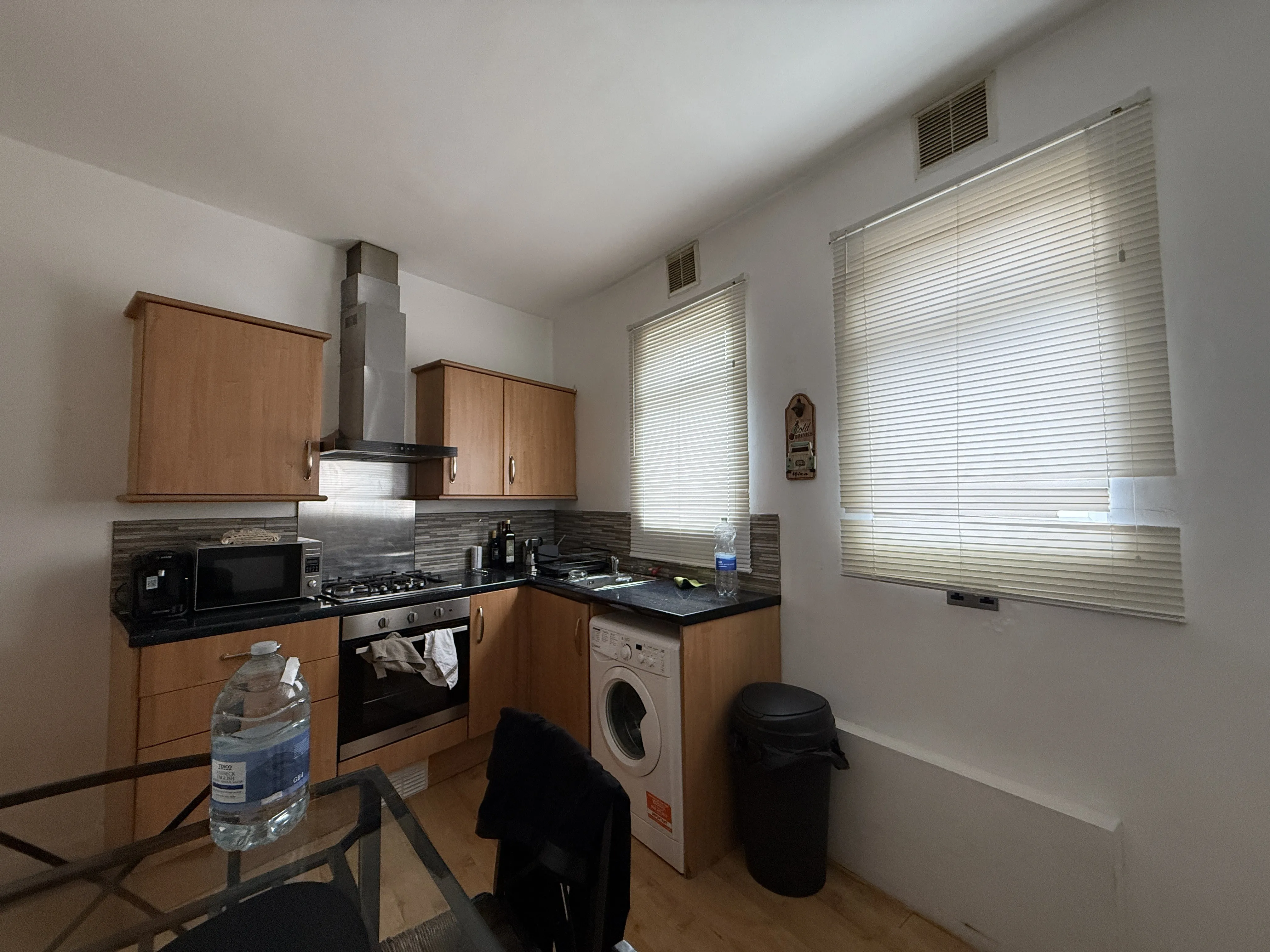 INVESTMENT - Leasehold Self Contained First Floor Flat 