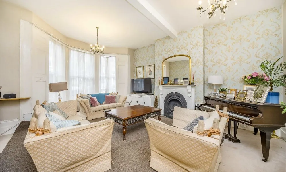 VACANT - Freehold Semi-Detached House 
