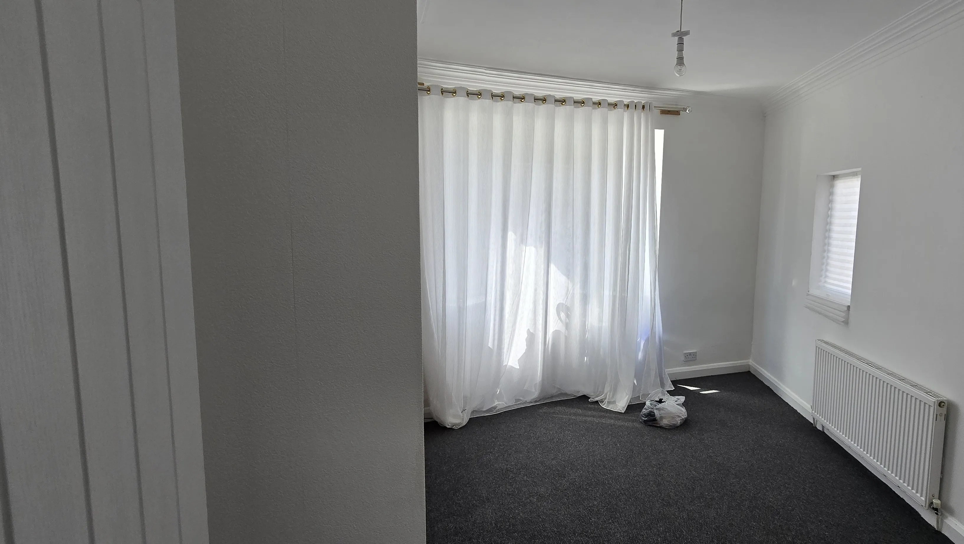 INVESTMENT - Freehold End of Terrace House