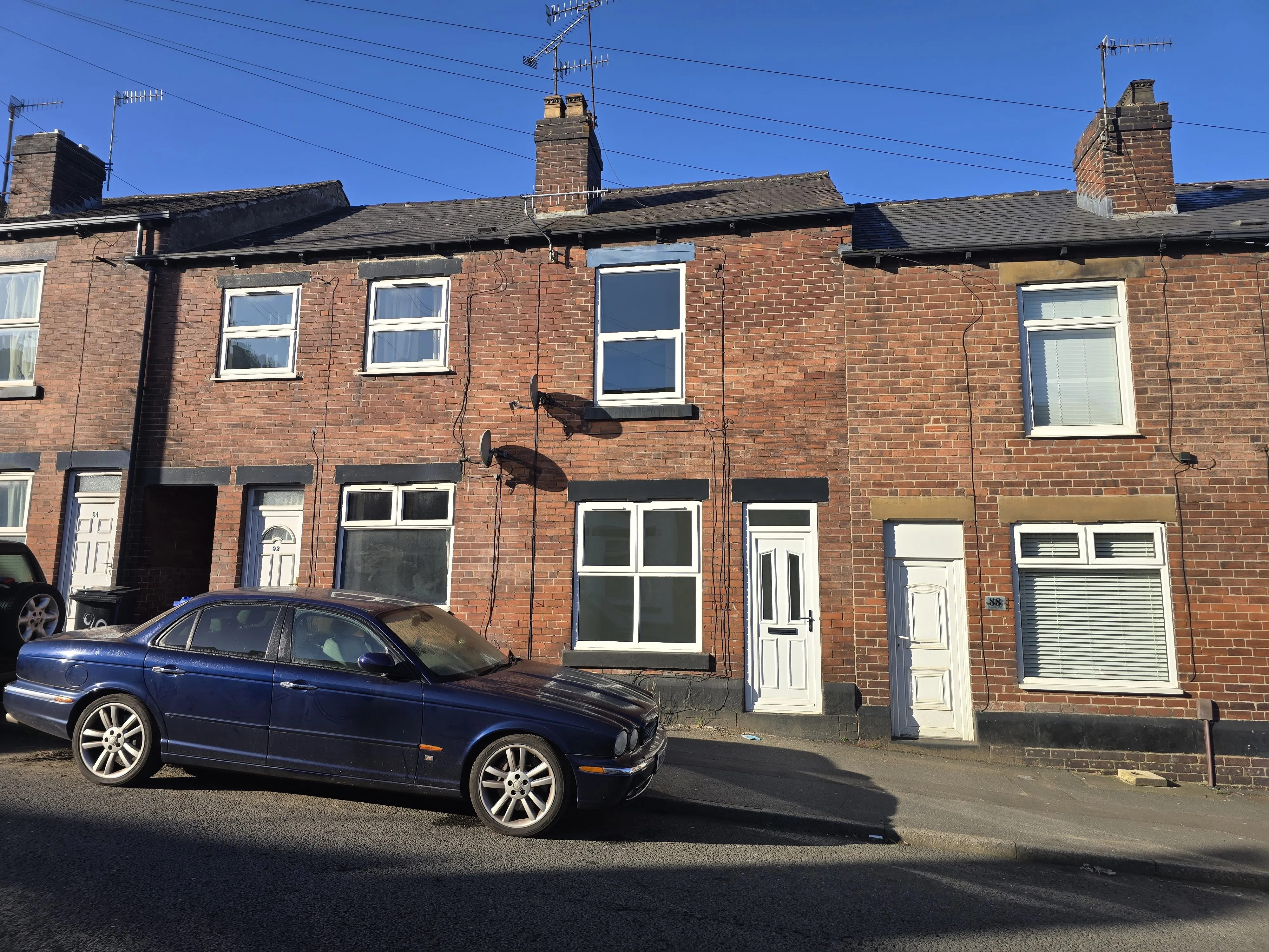 VACANT - Long Leasehold Mid Terrace House 