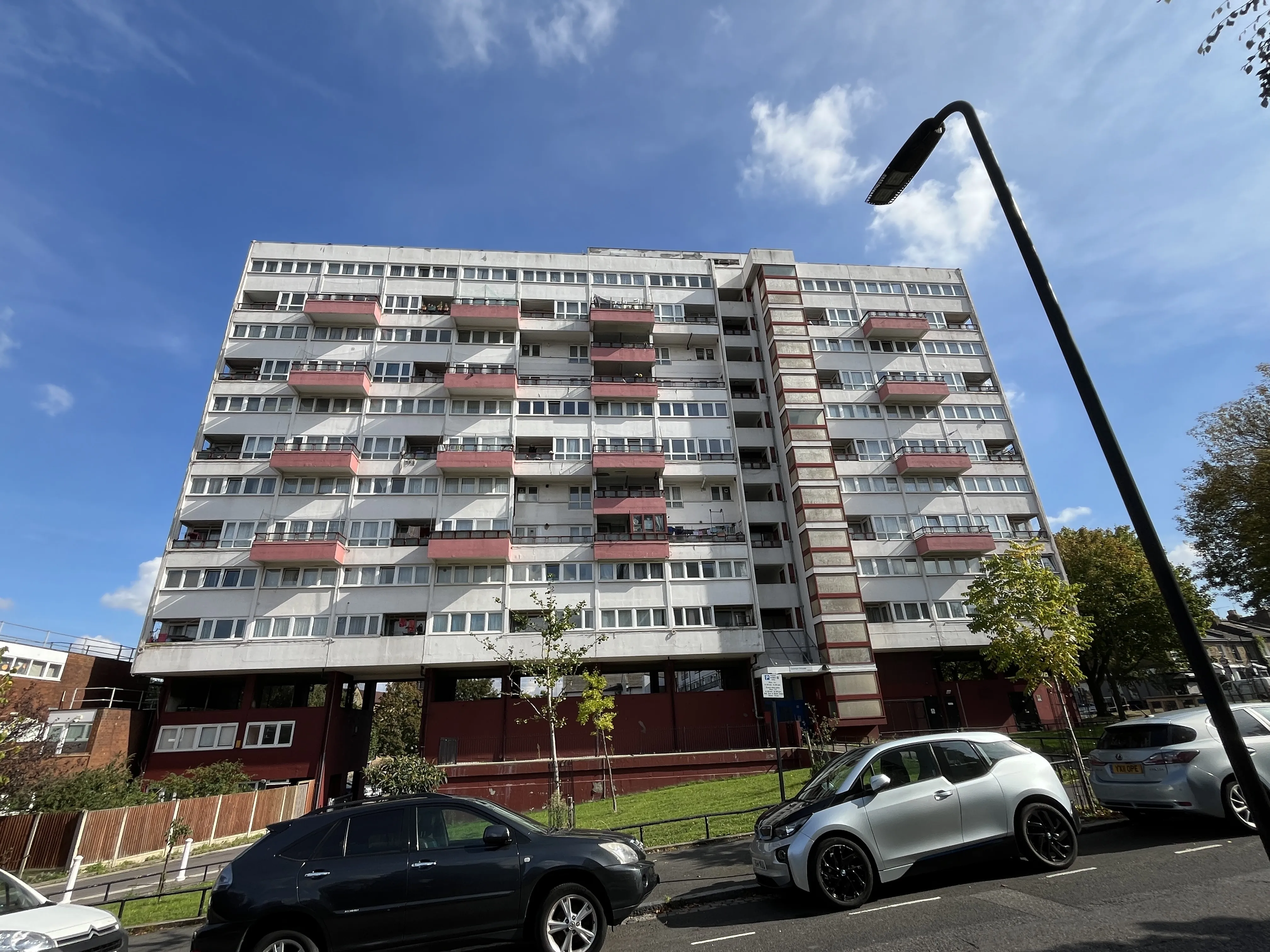 INVESTMENT - Leasehold Self Contained Flat