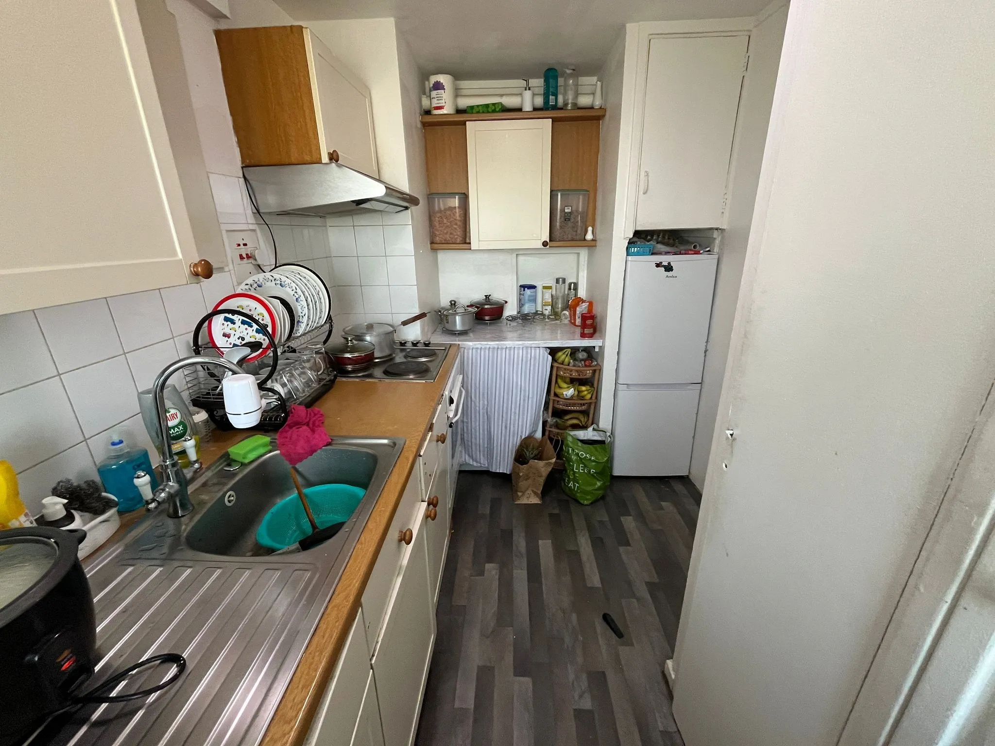 INVESTMENT - Leasehold Self Contained Flat