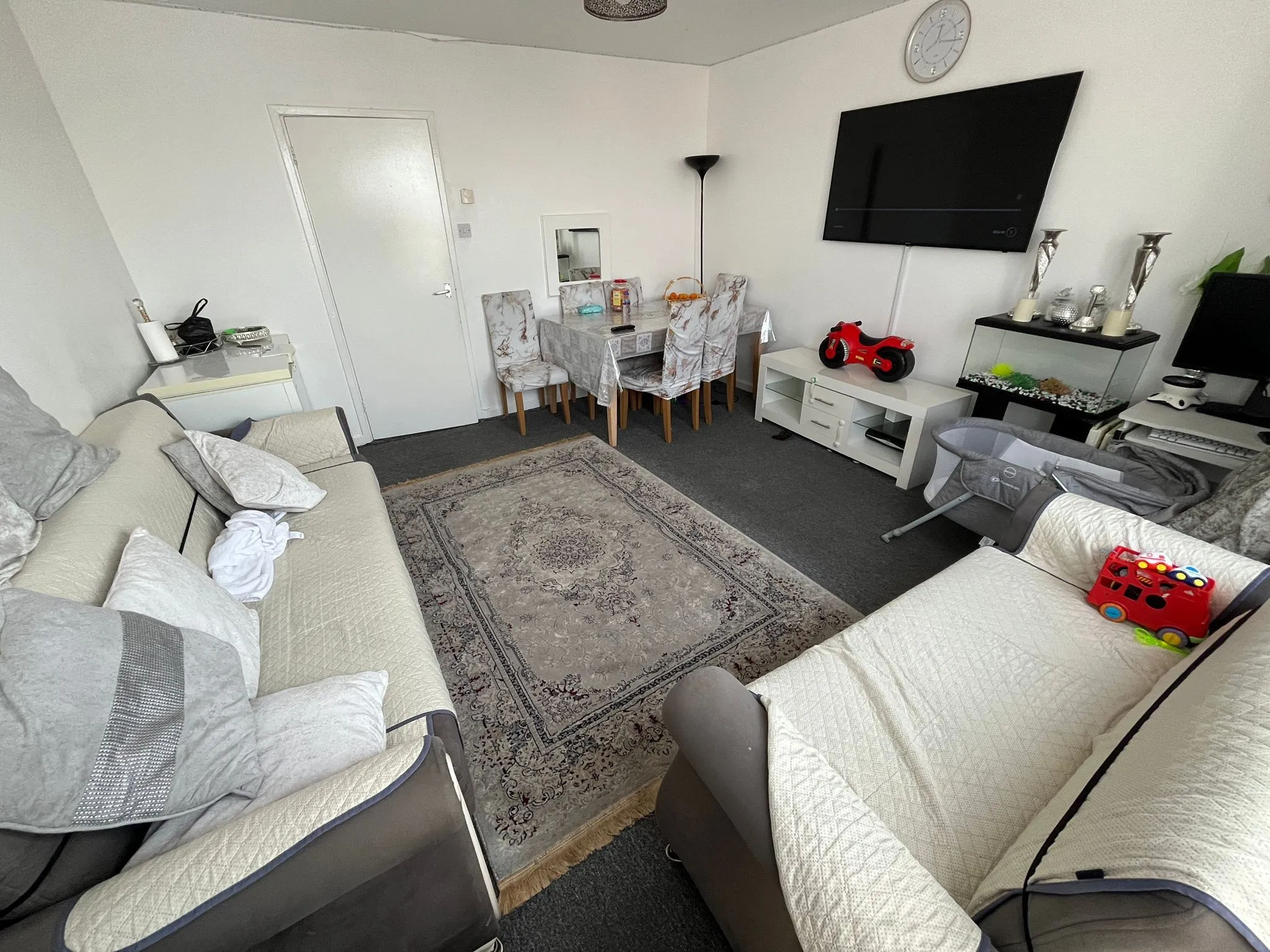 INVESTMENT - Leasehold Self Contained Flat