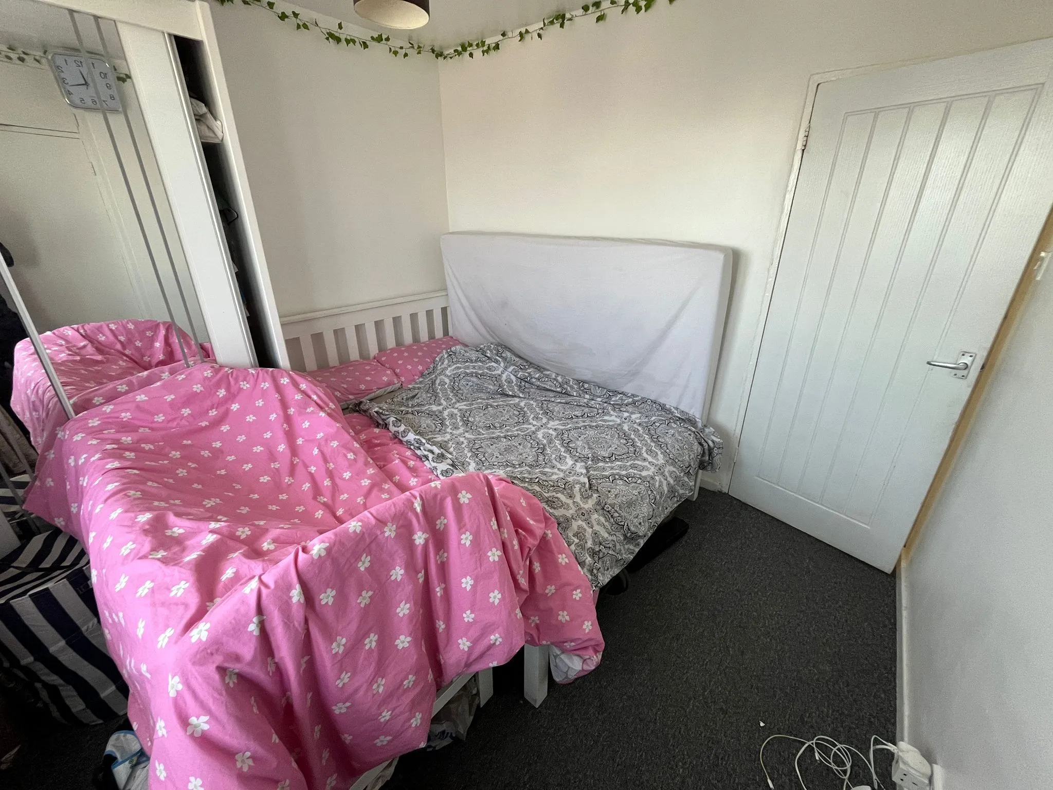 INVESTMENT - Leasehold Self Contained Flat