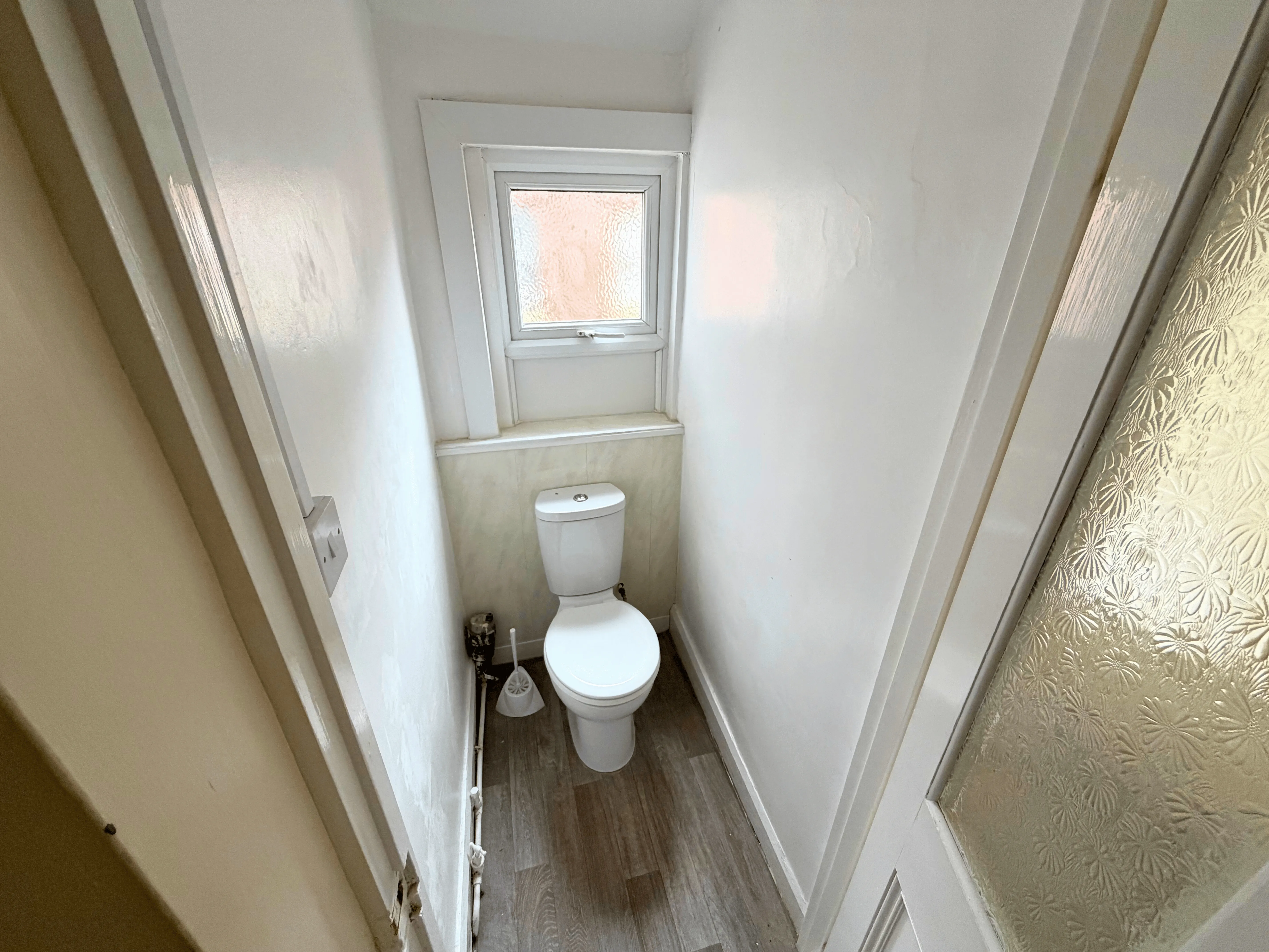VACANT - Freehold Mid Terrace Building