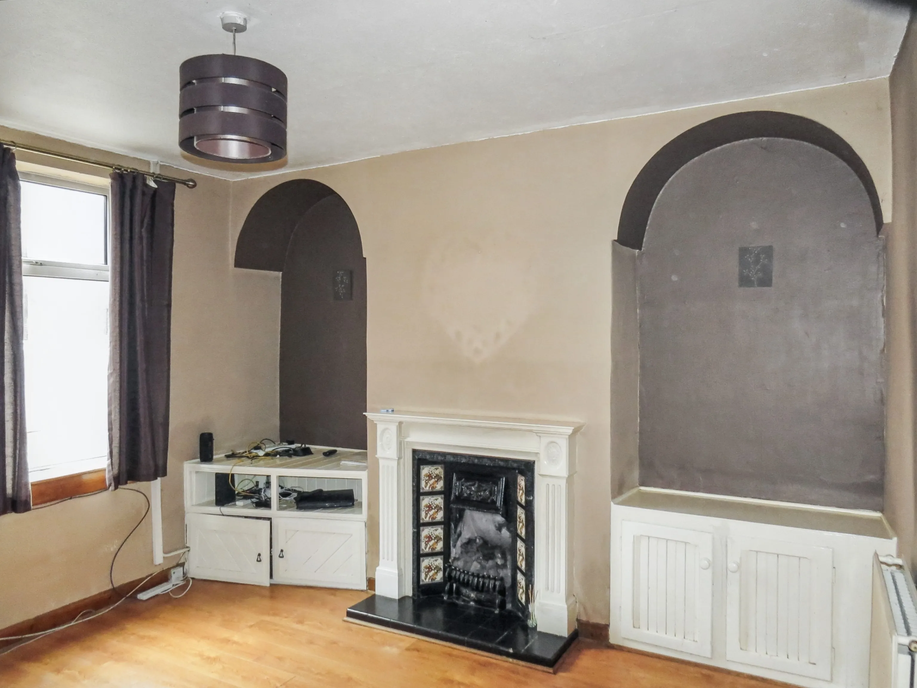 VACANT - Freehold End of Terrace House