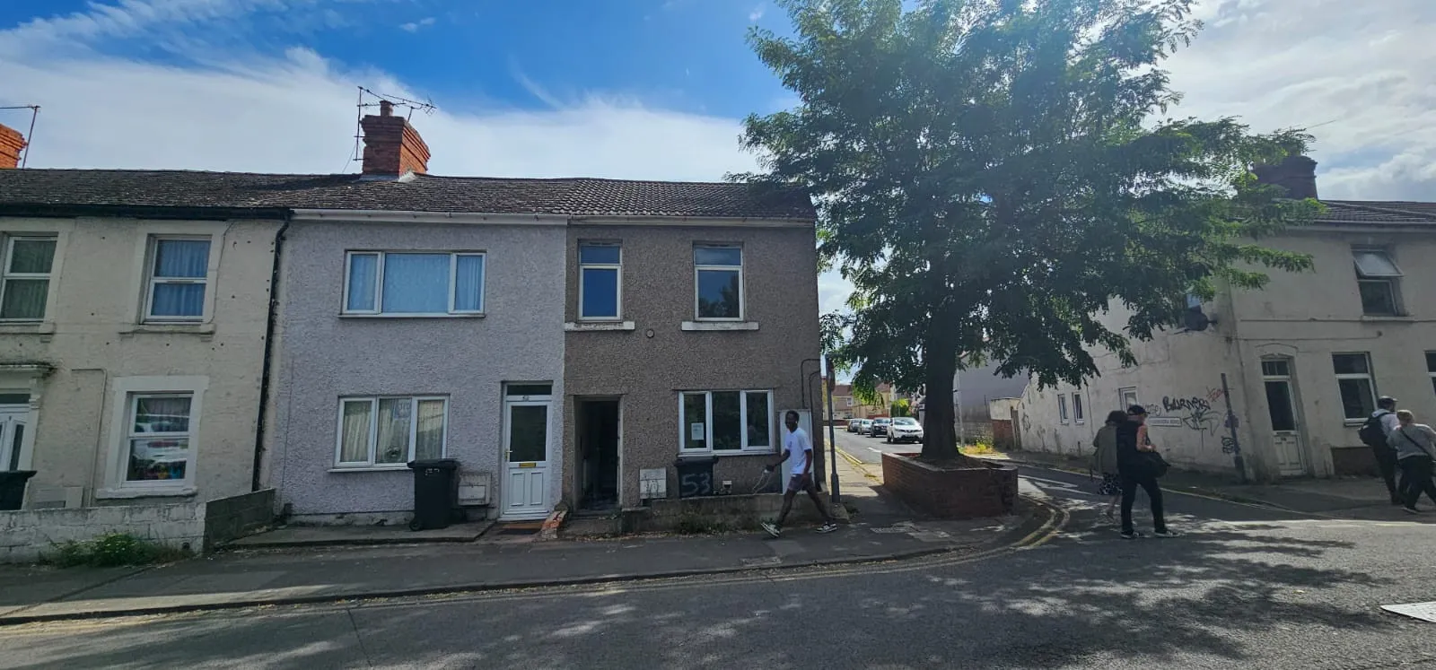 VACANT - Freehold End of Terrace Building