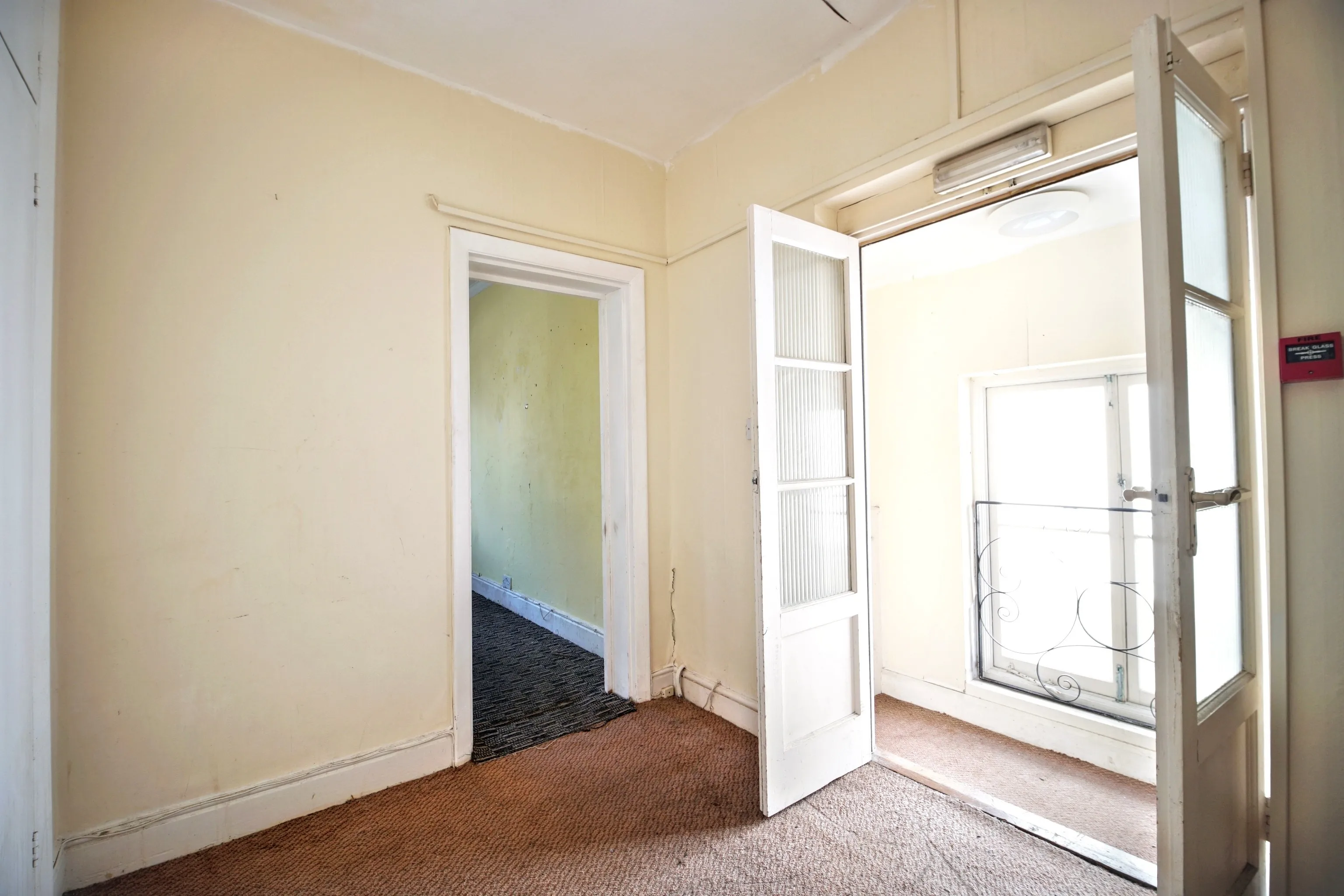 VACANT - Freehold Detached Building