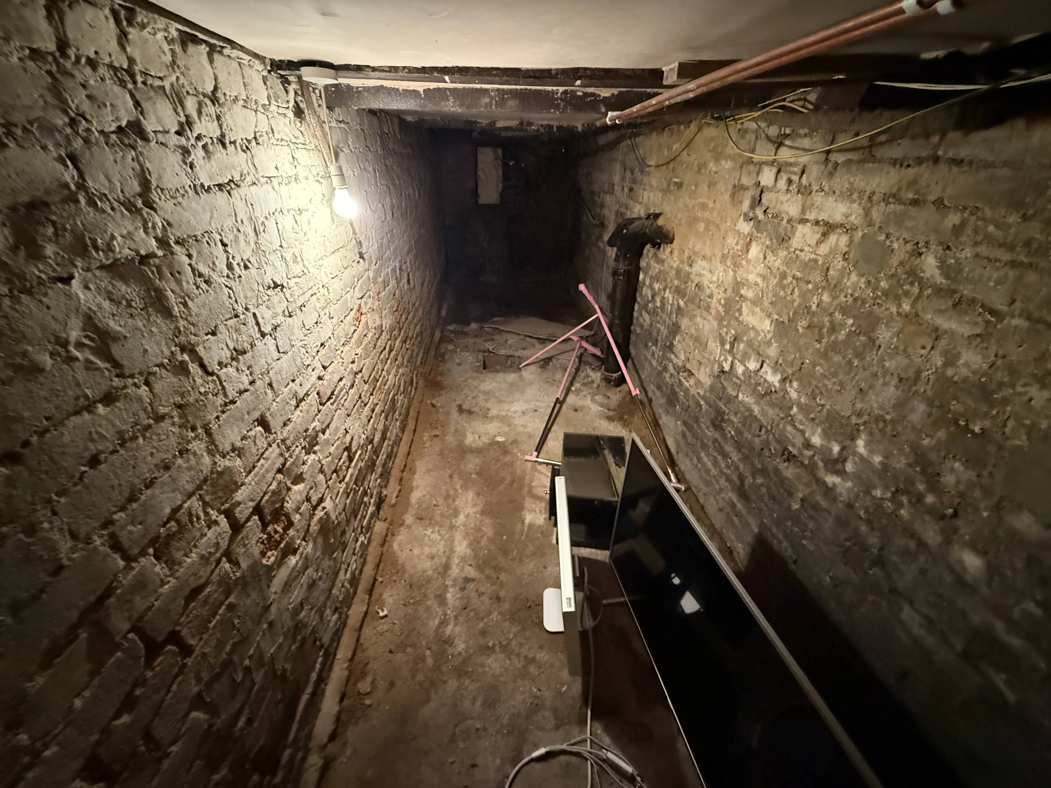 VACANT - Leasehold Self Contained Ground Floor Flat