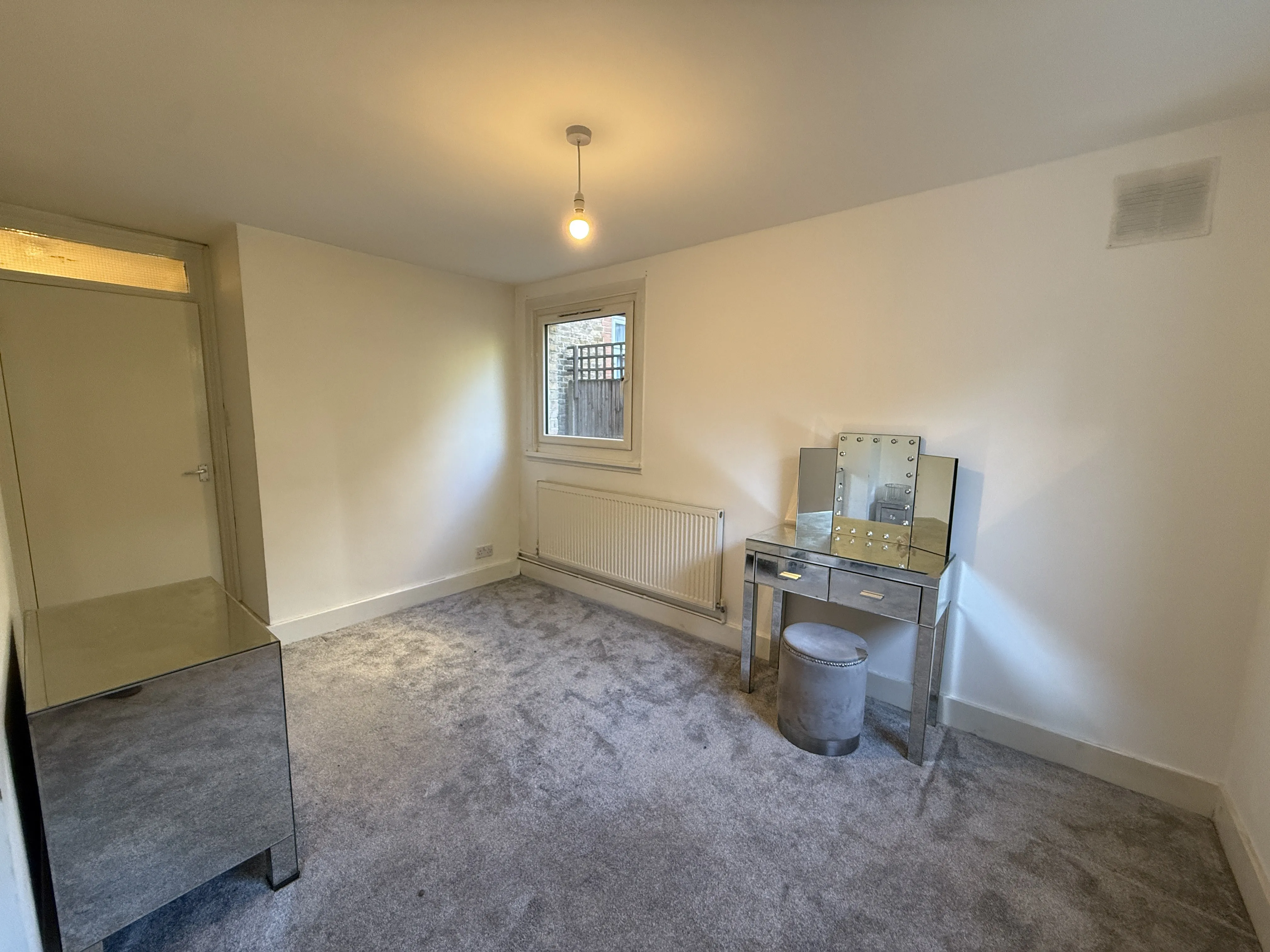 VACANT - Leasehold Self Contained Ground Floor Flat