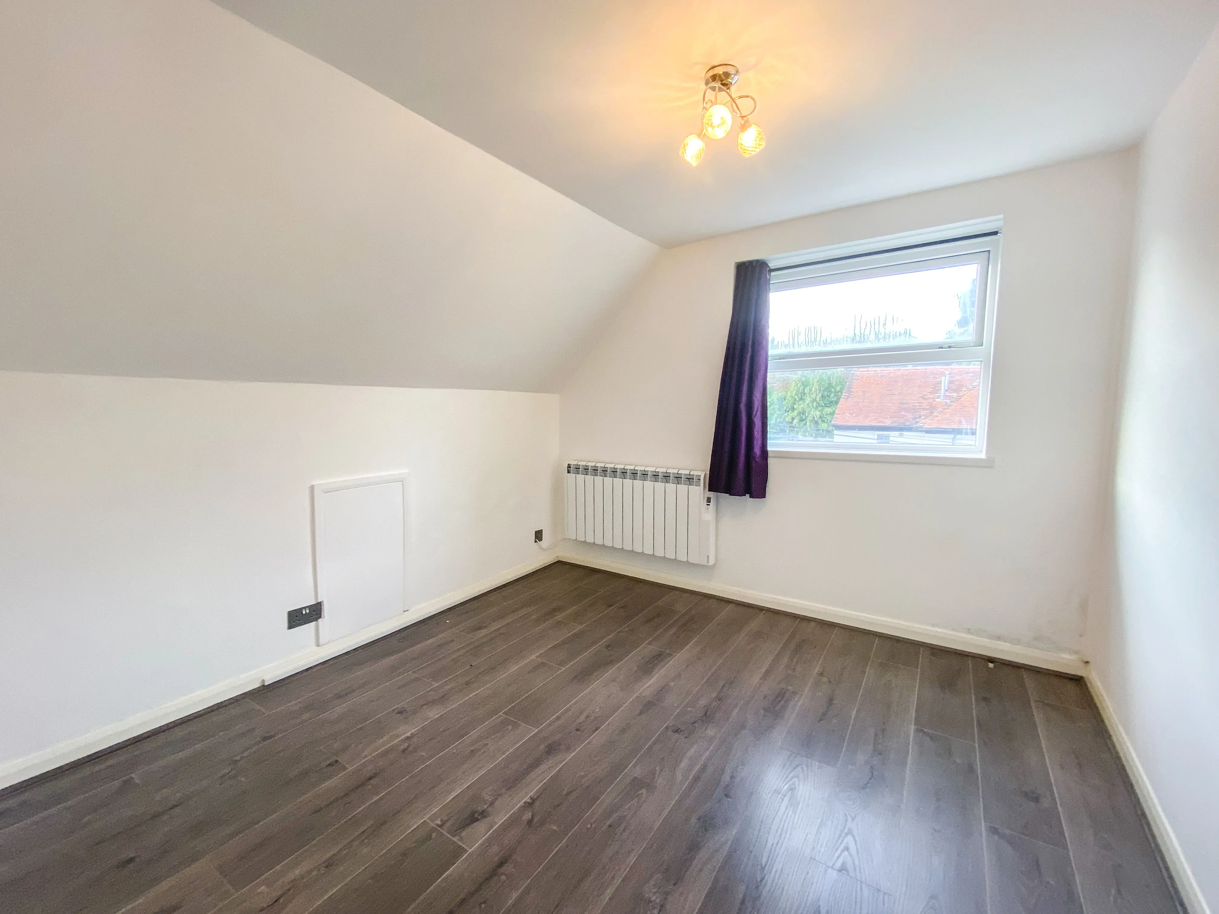 INVESTMENT - Substantial Freehold Detached Building