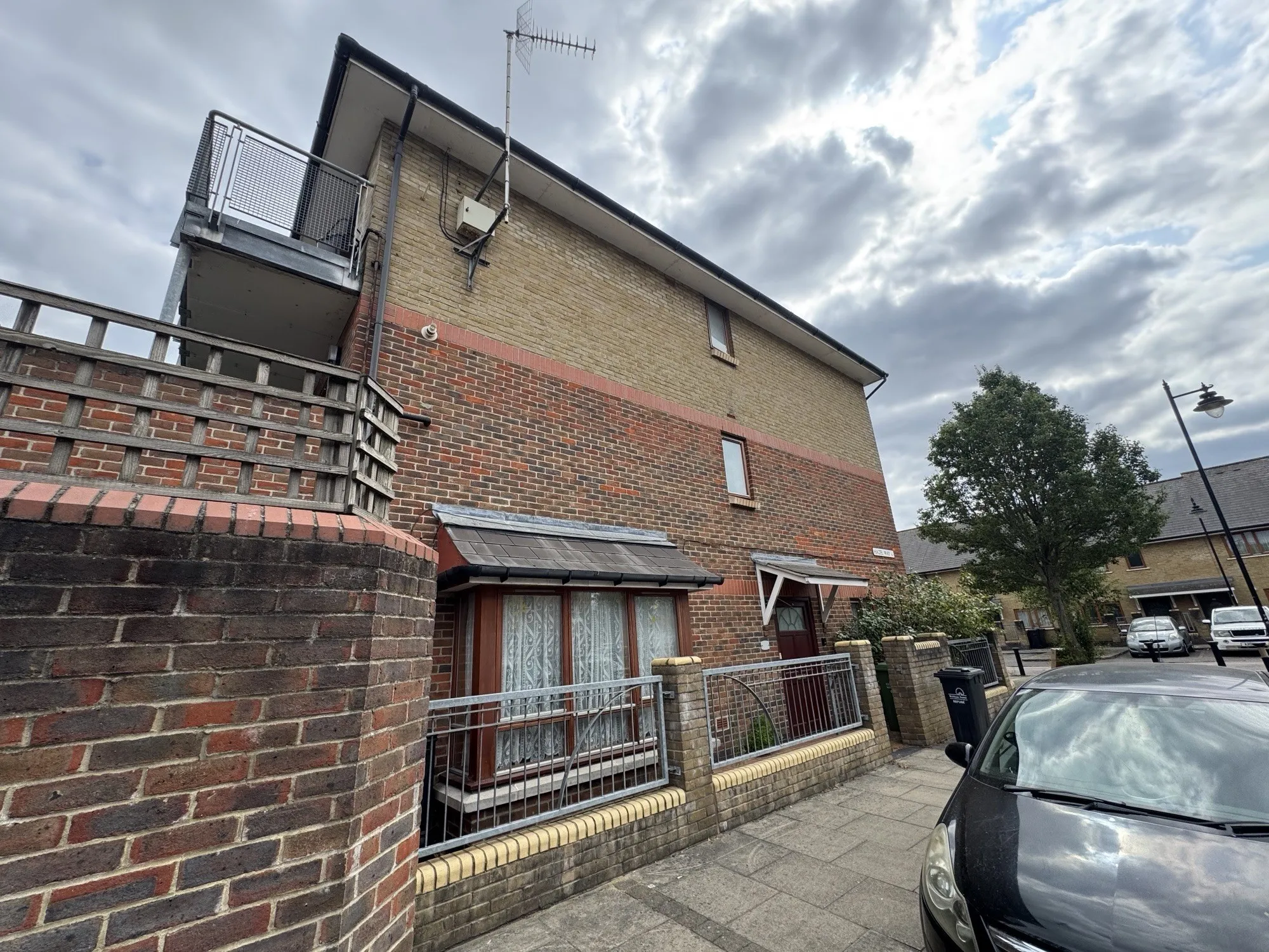 VACANT - Leasehold Self Contained Ground Floor Flat