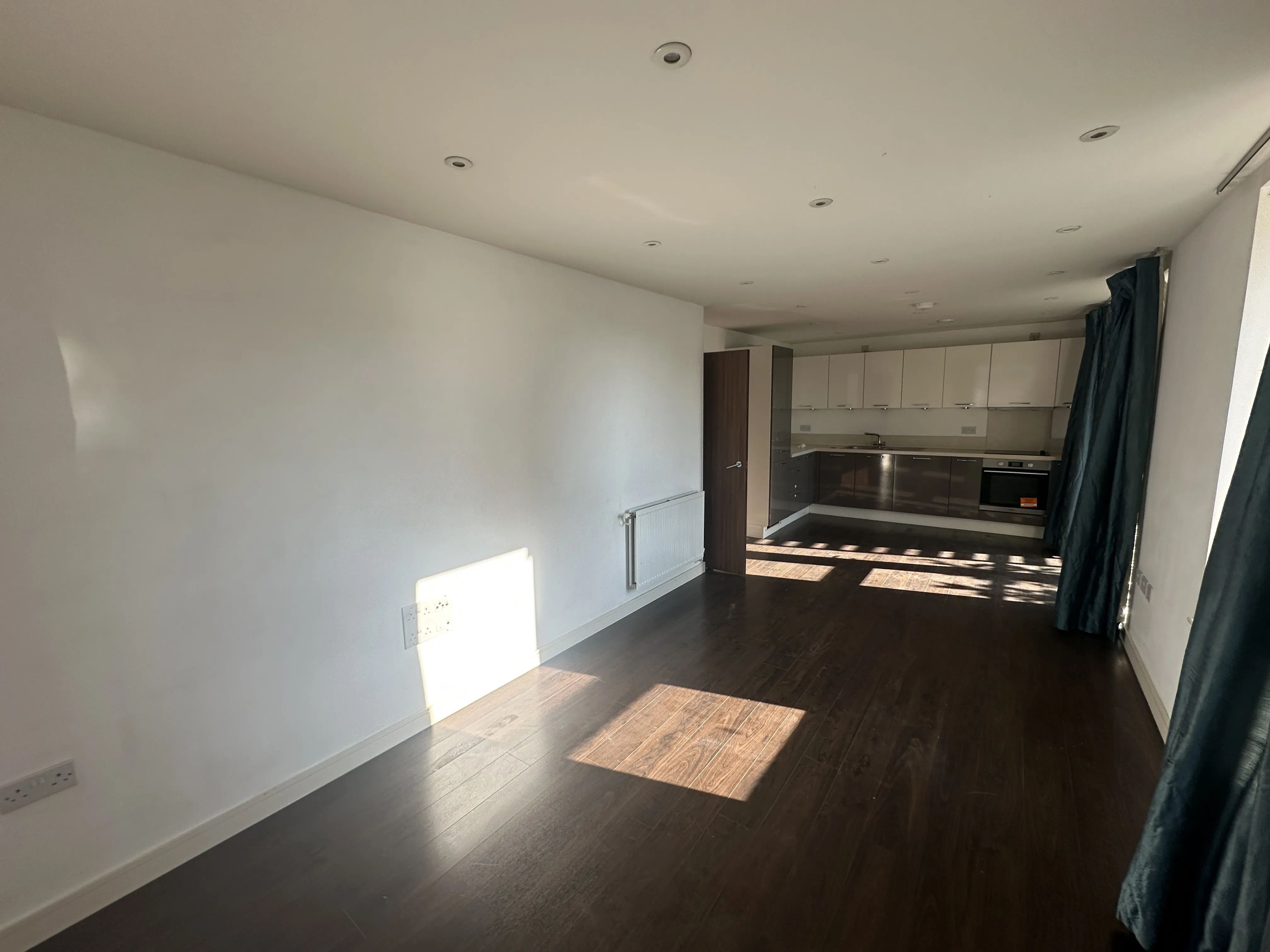 VACANT - Long Leasehold Self Contained First Floor Flat