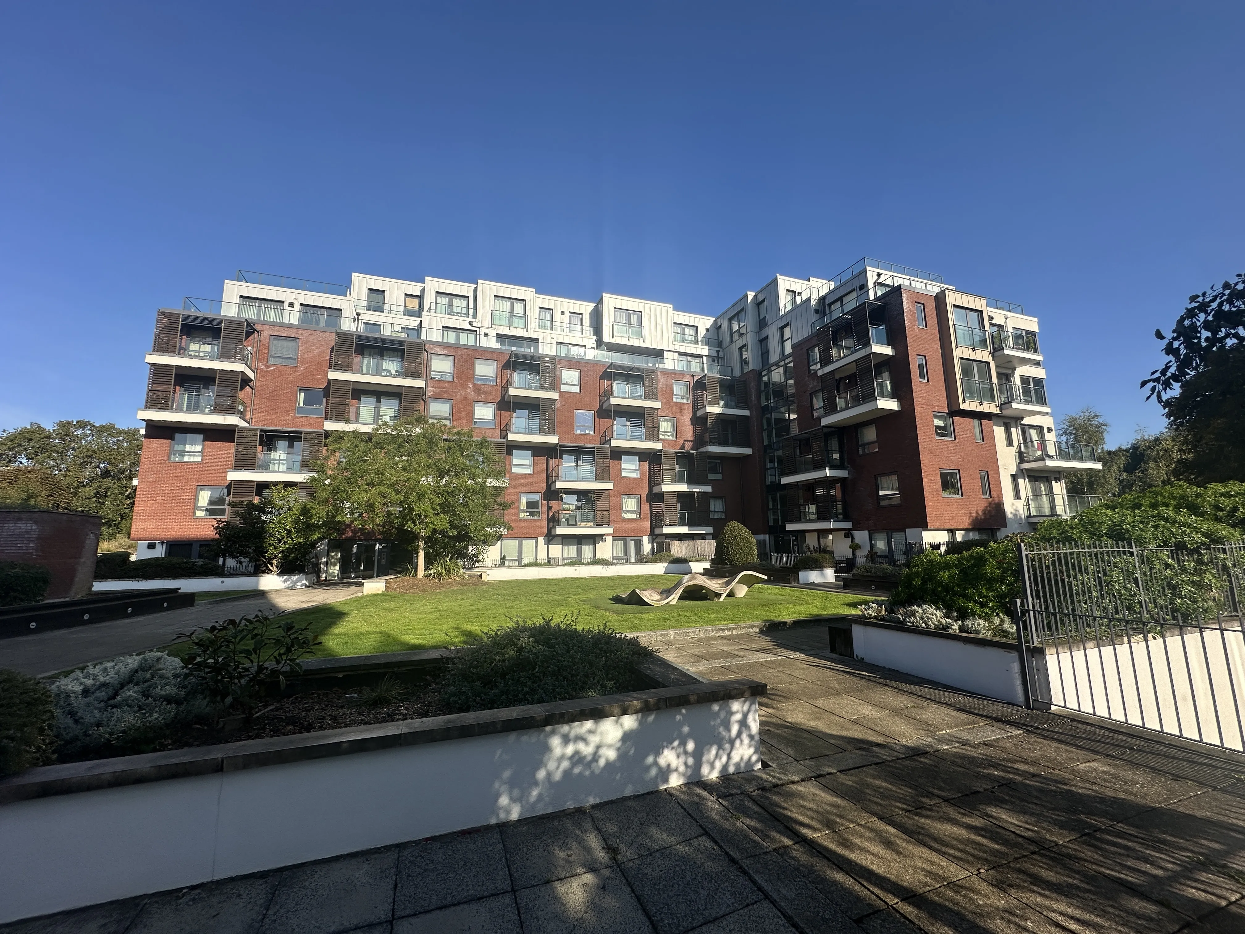 VACANT - Long Leasehold Self Contained First Floor Flat