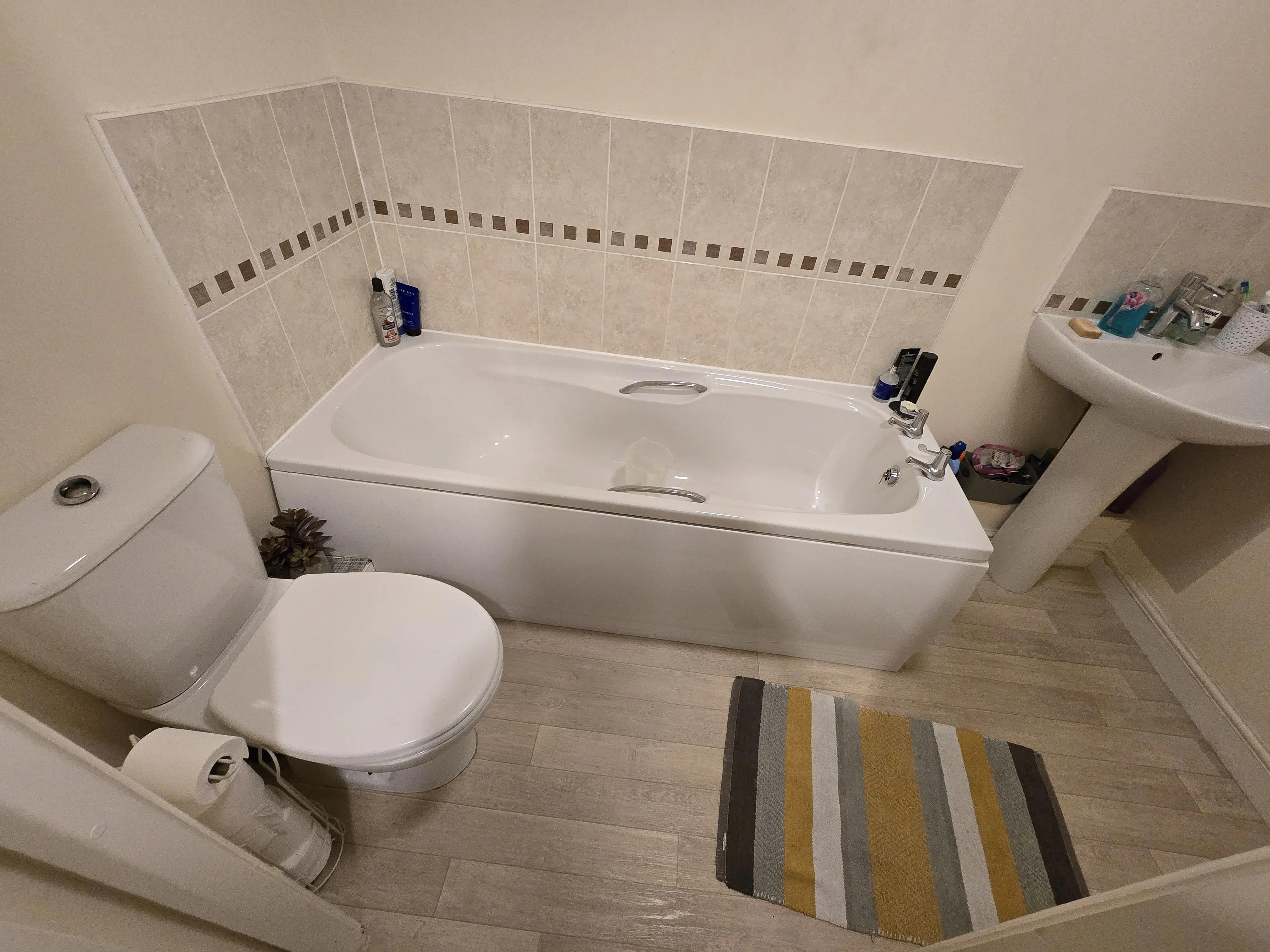 INVESTMENT - Freehold Portfolio of Twenty-Four Flats and a Terrace of Five Cottages