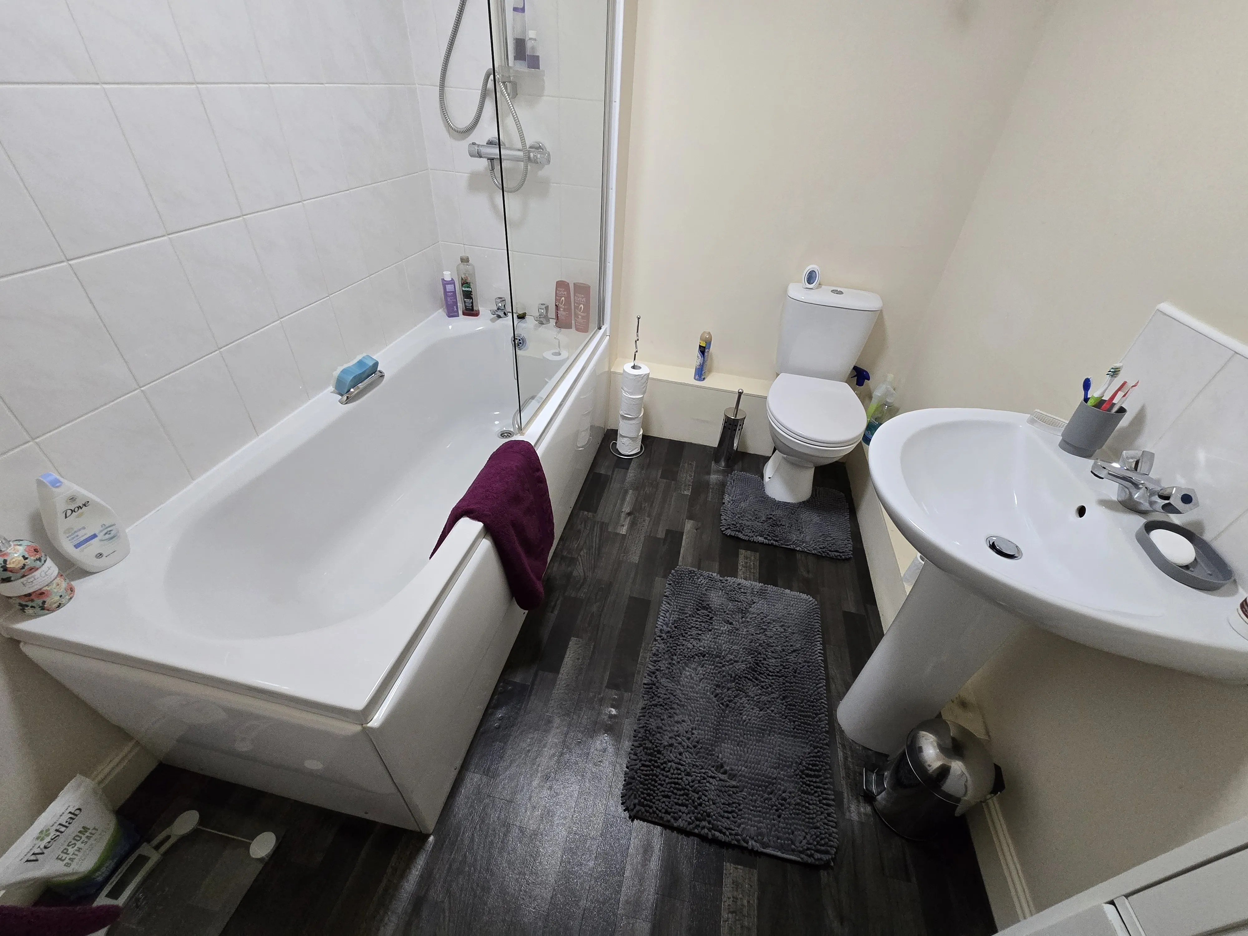 INVESTMENT - Freehold Portfolio of Twenty-Four Flats and a Terrace of Five Cottages