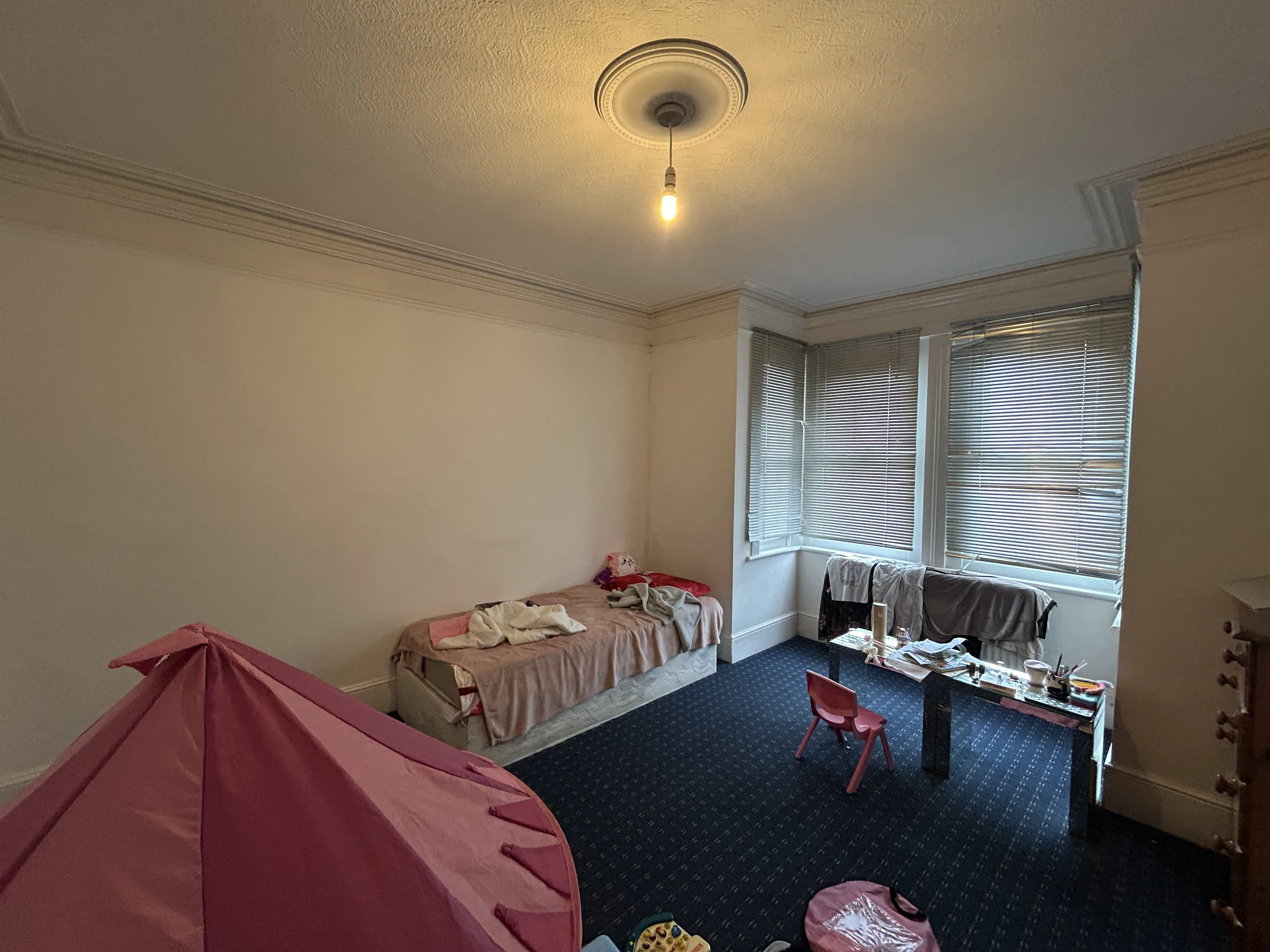 INVESTMENT - Leasehold Self Contained Ground and Lower Ground Floor Maisonette