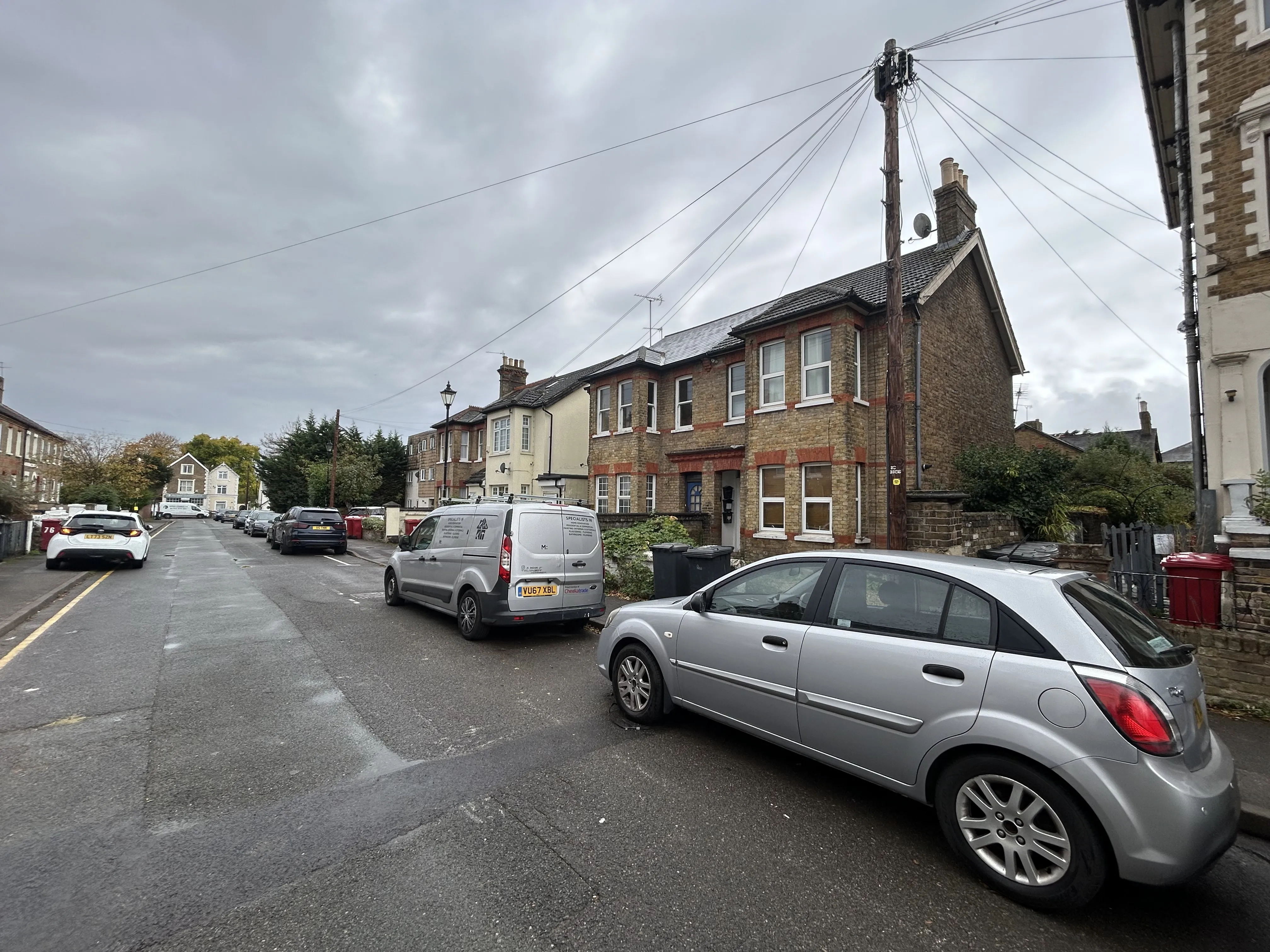 INVESTMENT - Leasehold Self Contained Ground and Lower Ground Floor Maisonette