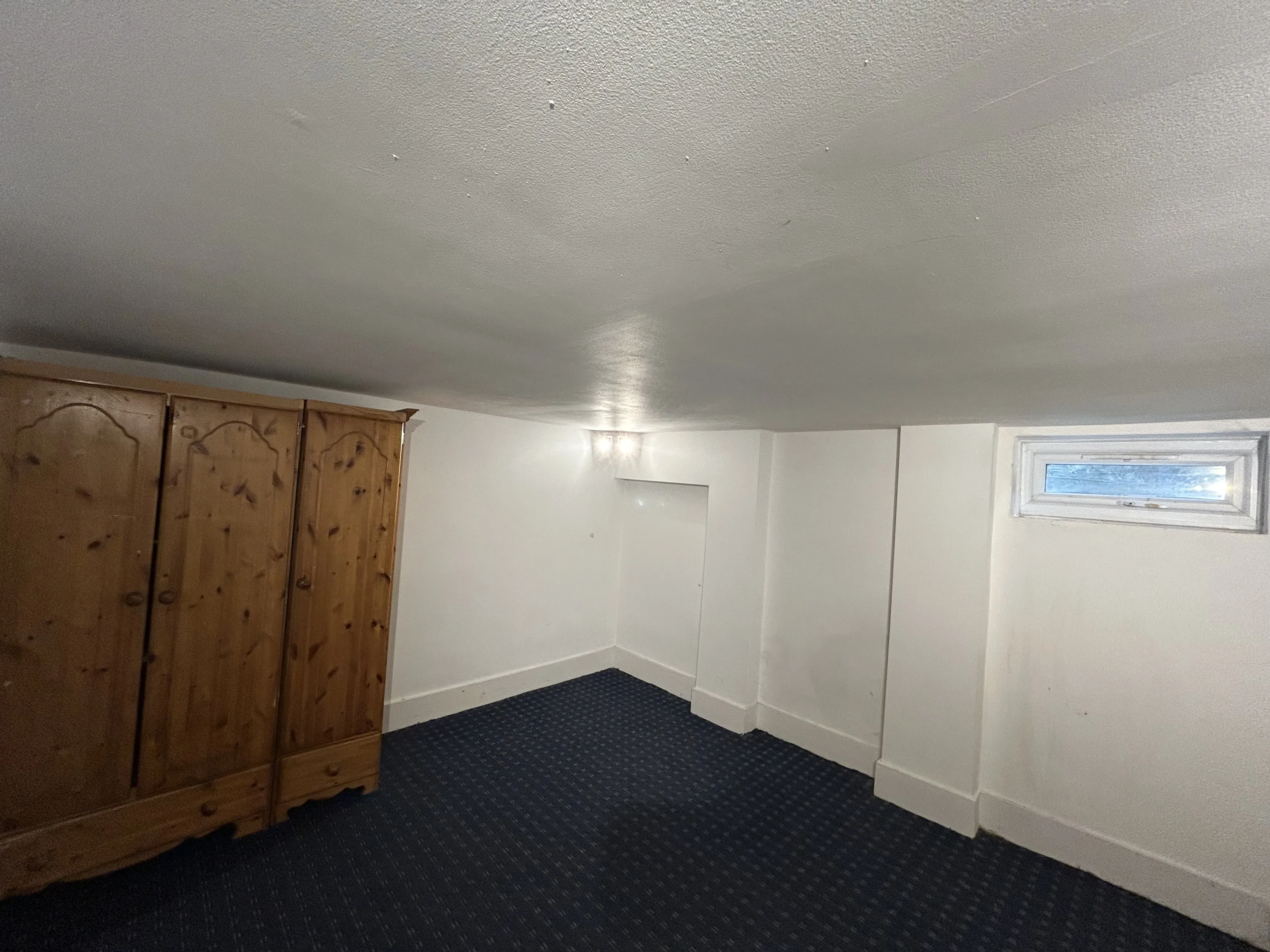 INVESTMENT - Leasehold Self Contained Ground and Lower Ground Floor Maisonette