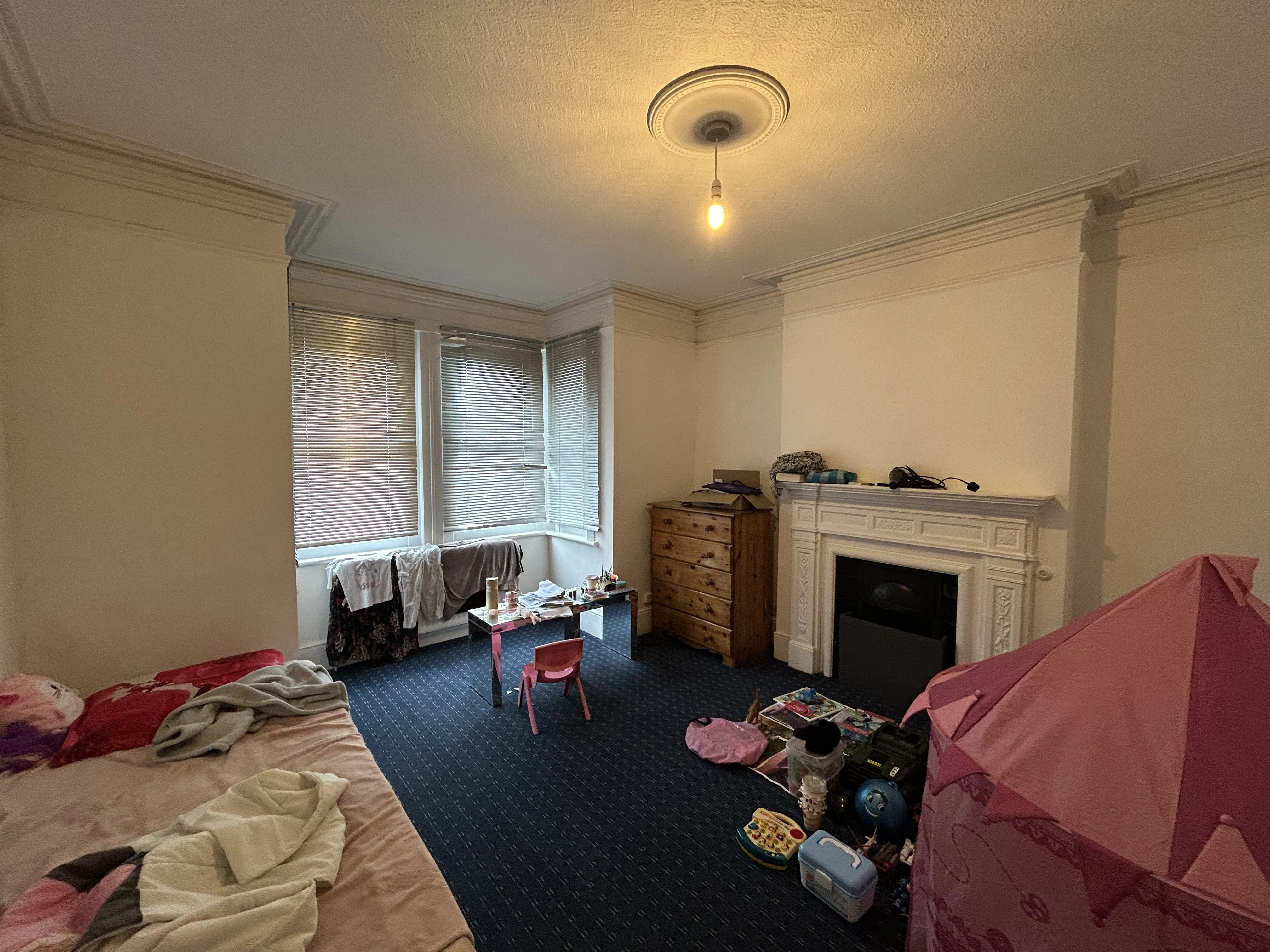 INVESTMENT - Leasehold Self Contained Ground and Lower Ground Floor Maisonette