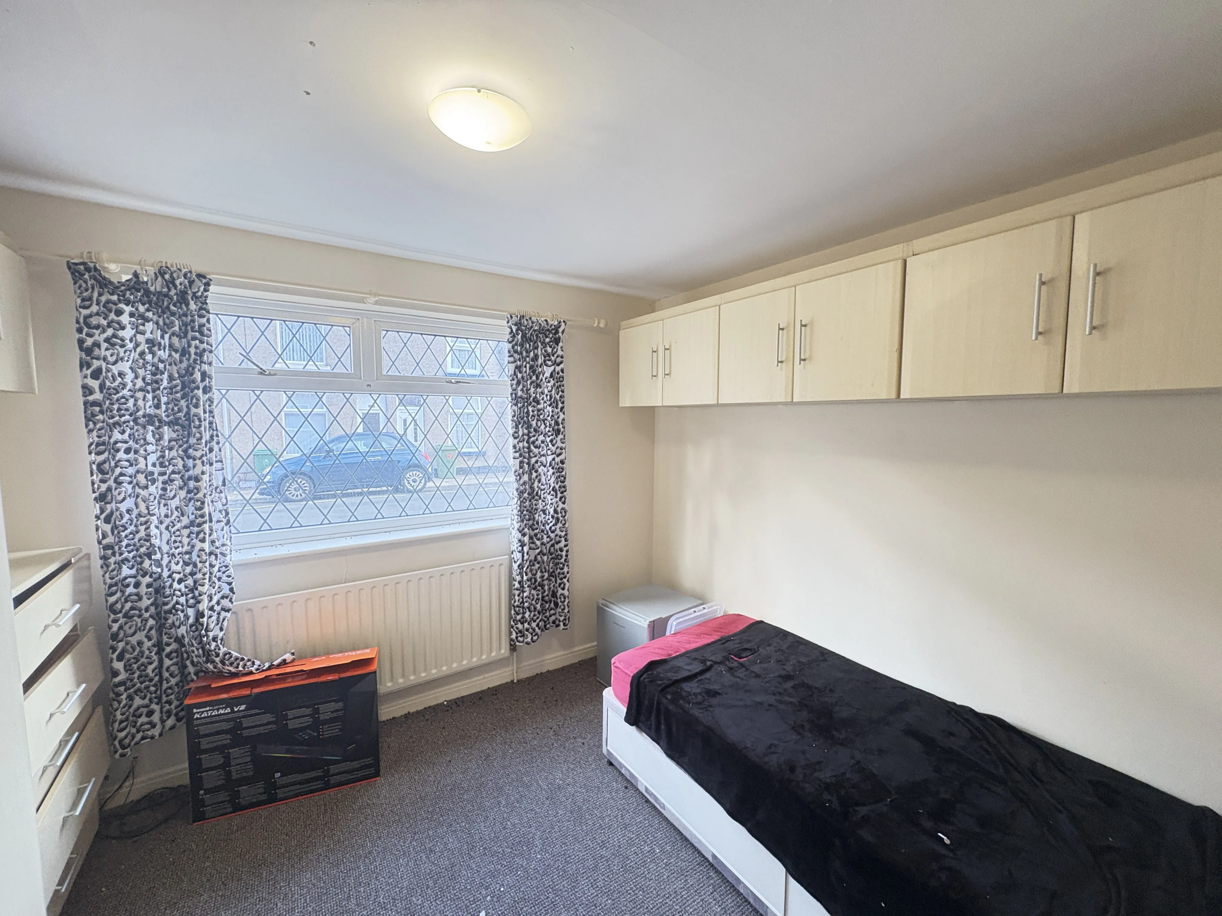 VACANT - Leasehold Self Contained Ground Floor Flat