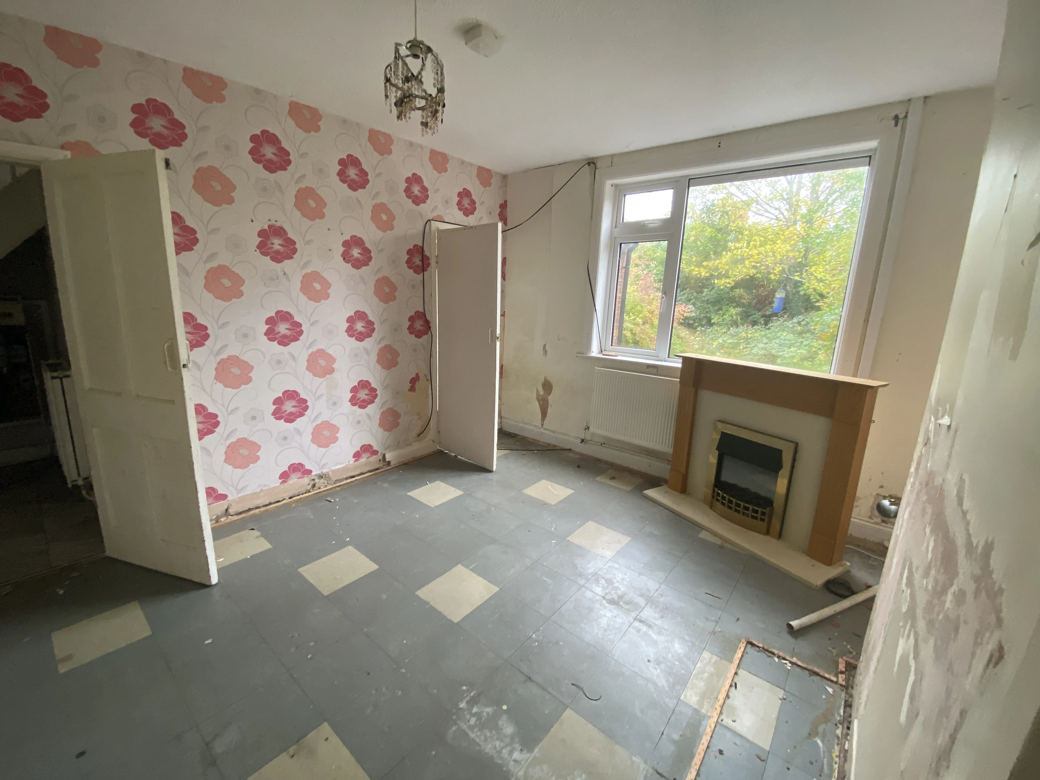 VACANT - Freehold Semi-Detached House