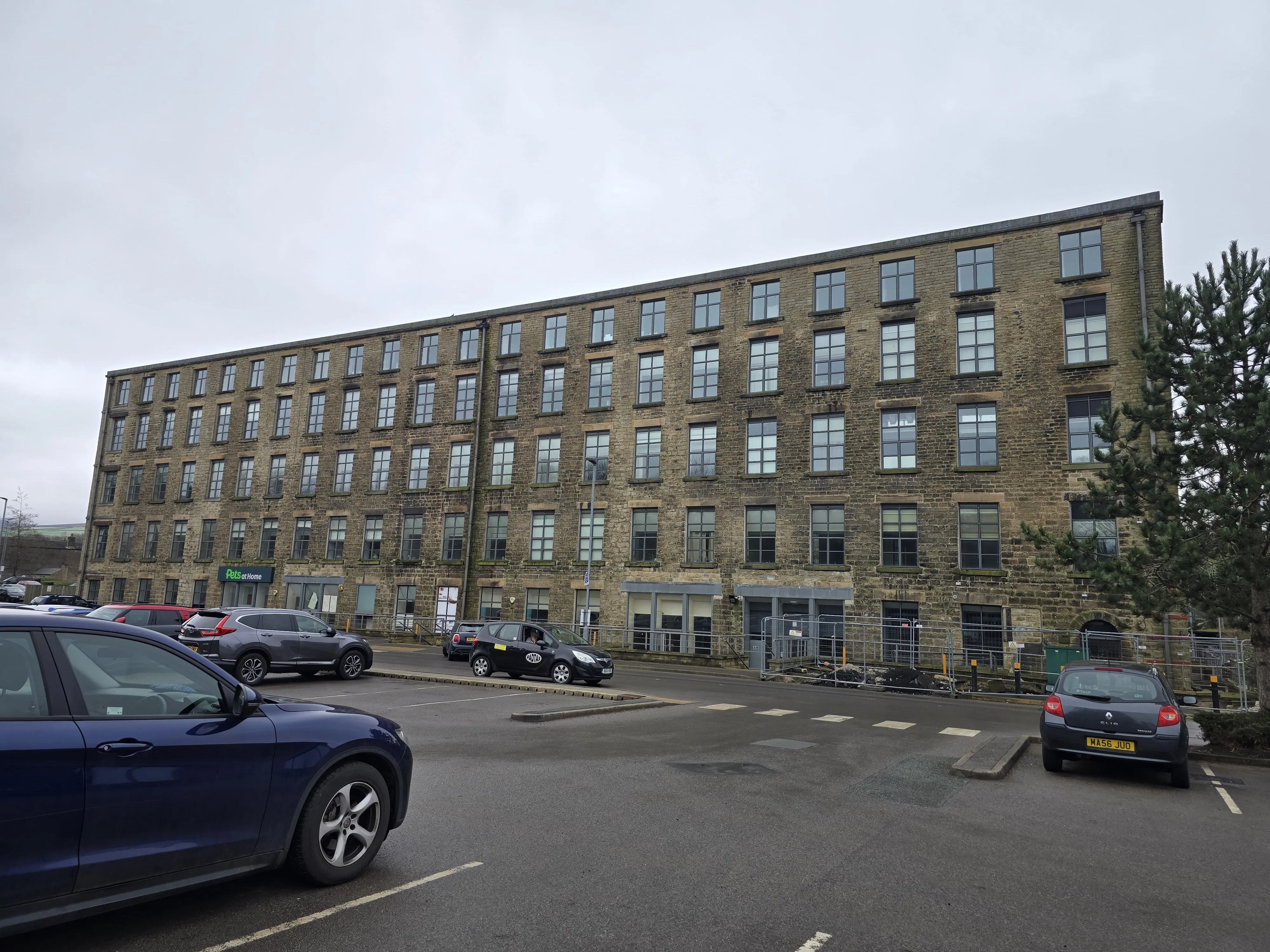INVESTMENT - Leasehold Self Contained Second Floor Flat