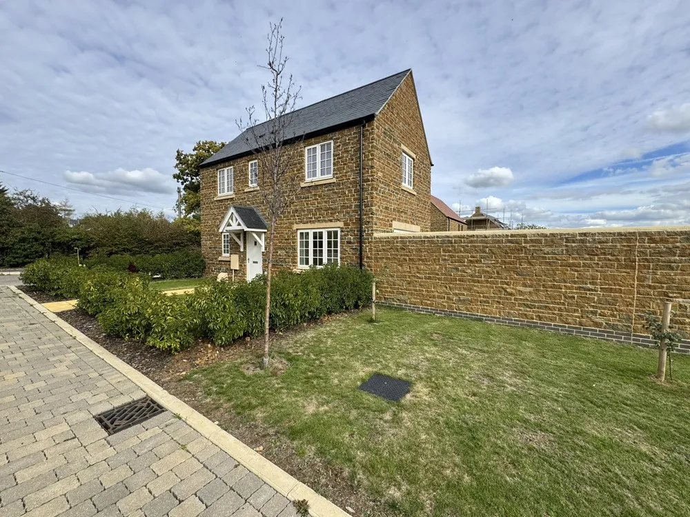 VACANT - Five Freehold Dwellings