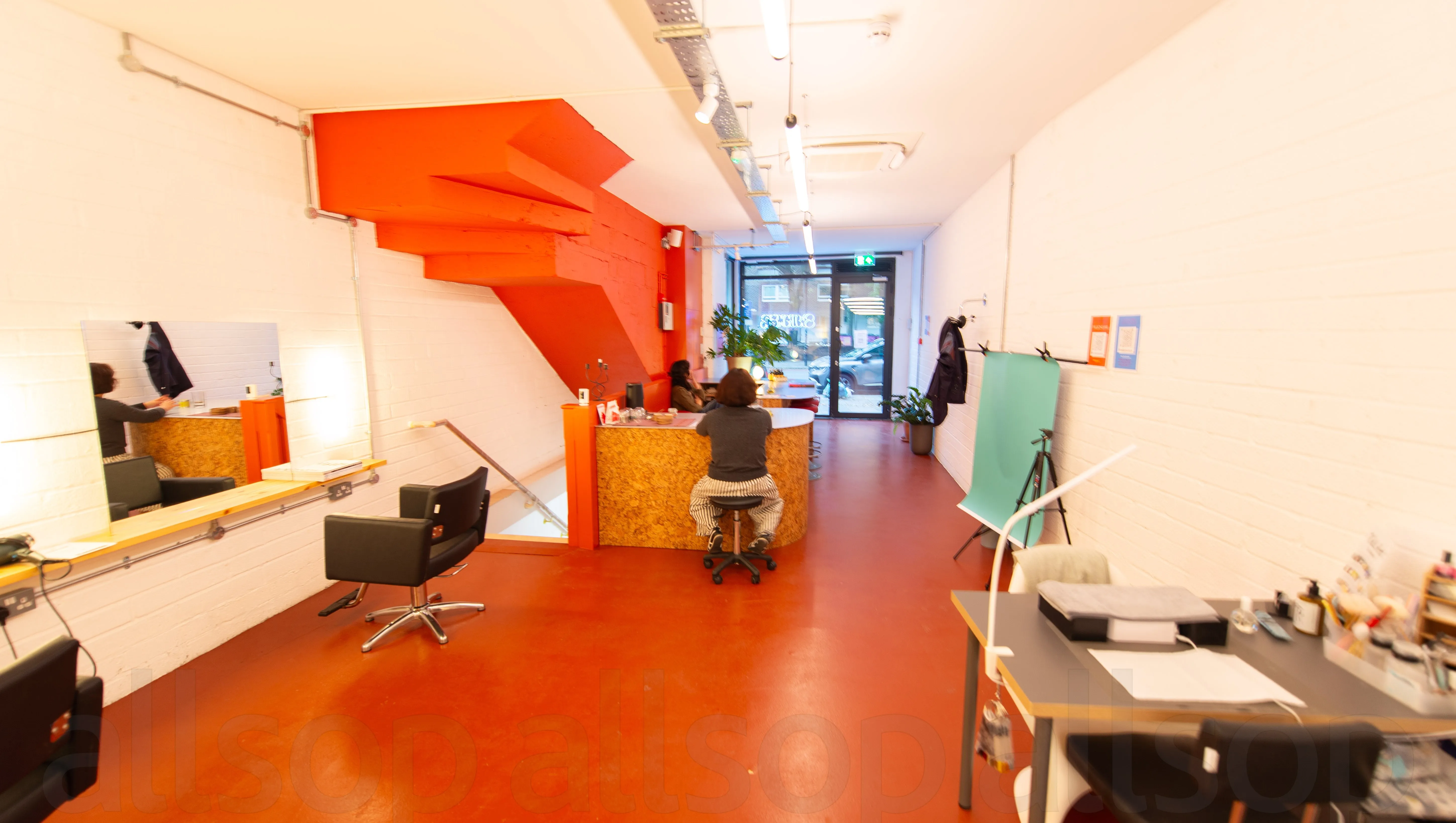 Freehold Shop & Residential Ground Rent Investment