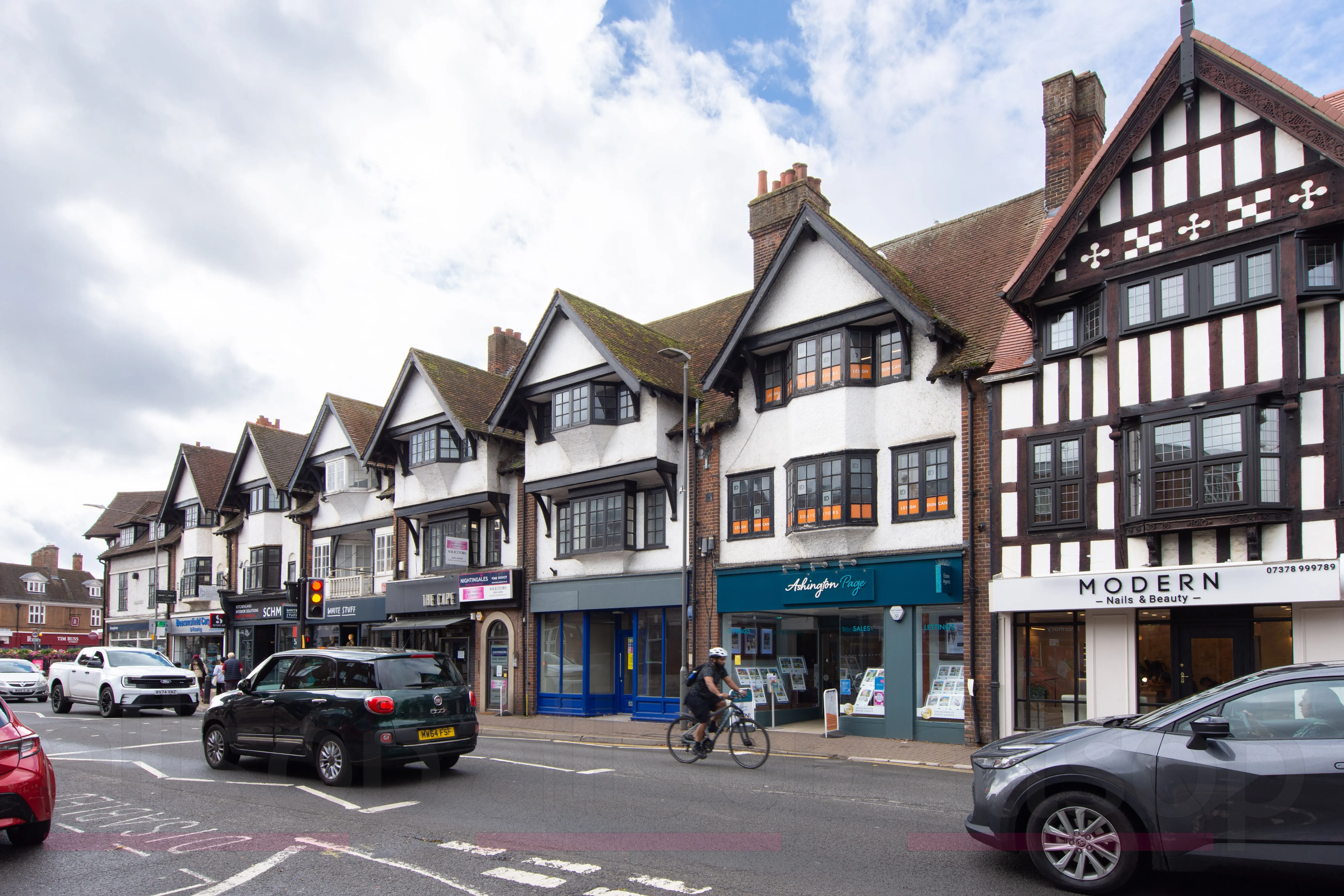 Well Located Vacant Freehold Shop & Future Development Opportunity 
