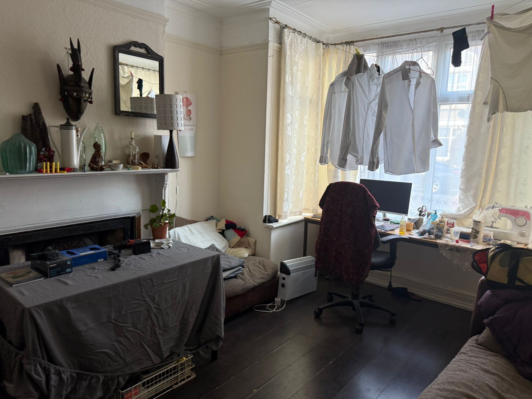 VACANT - Freehold Mid Terrace House with Planning Permission for Rear Extension and Loft Conversion