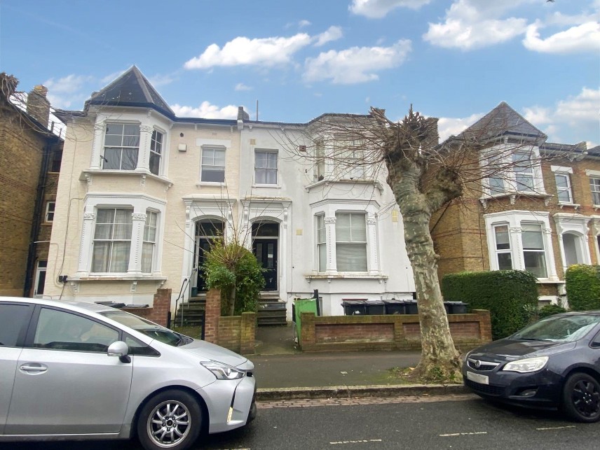 INVESTMENT - Freehold Mid Terrace Building 