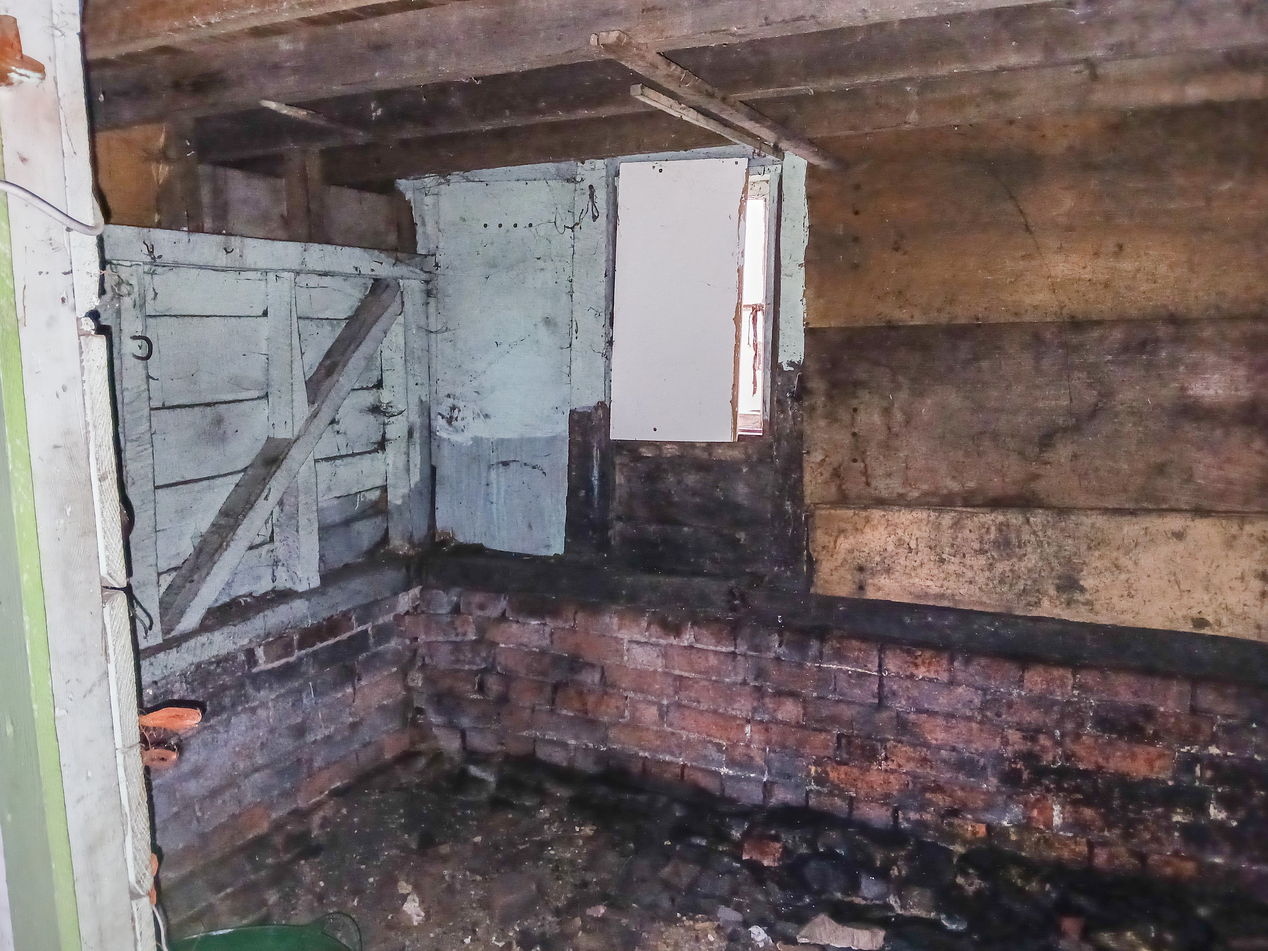 VACANT - Freehold Detached House