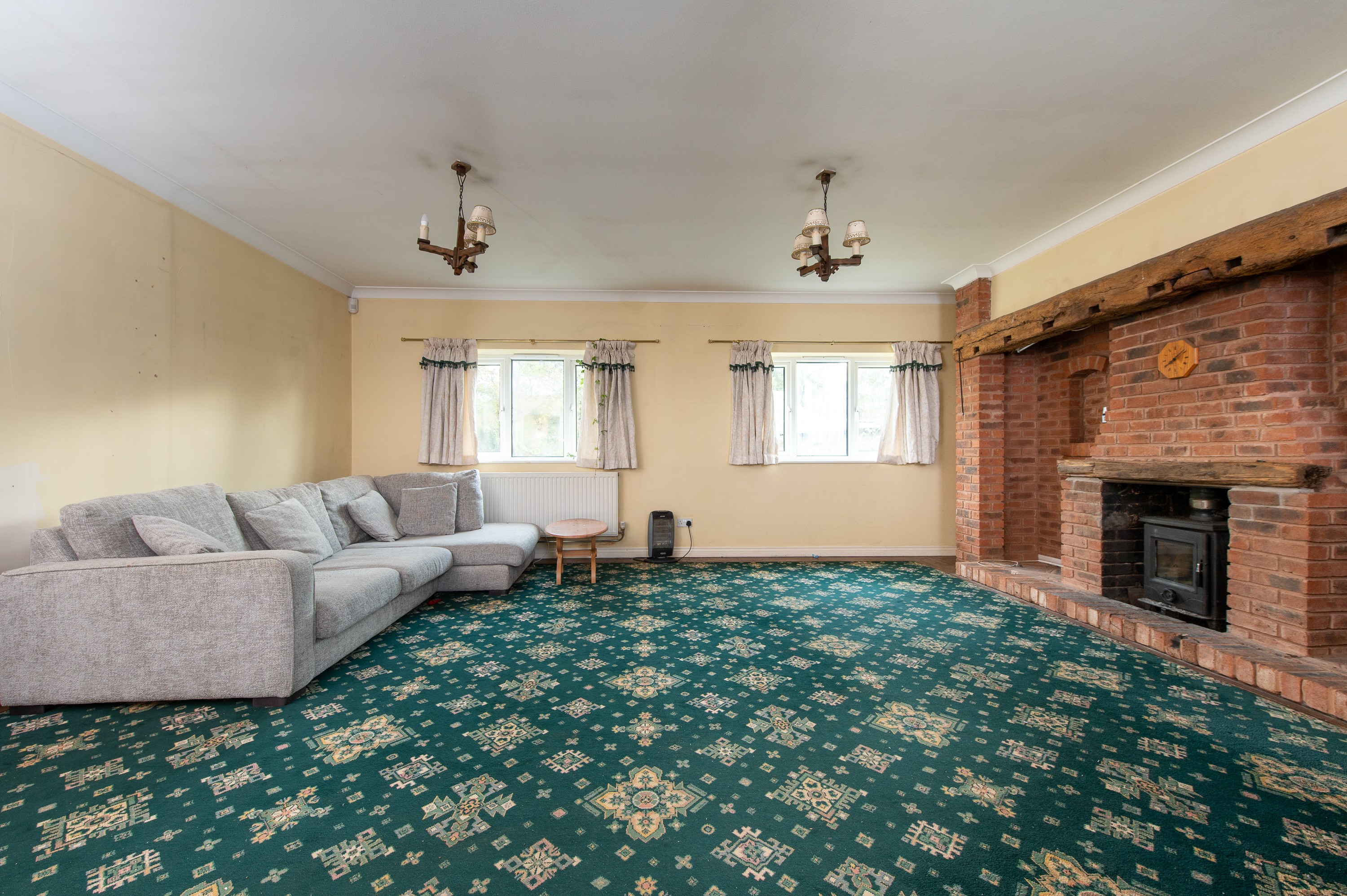 VACANT - Freehold Detached House with Outbuildings 