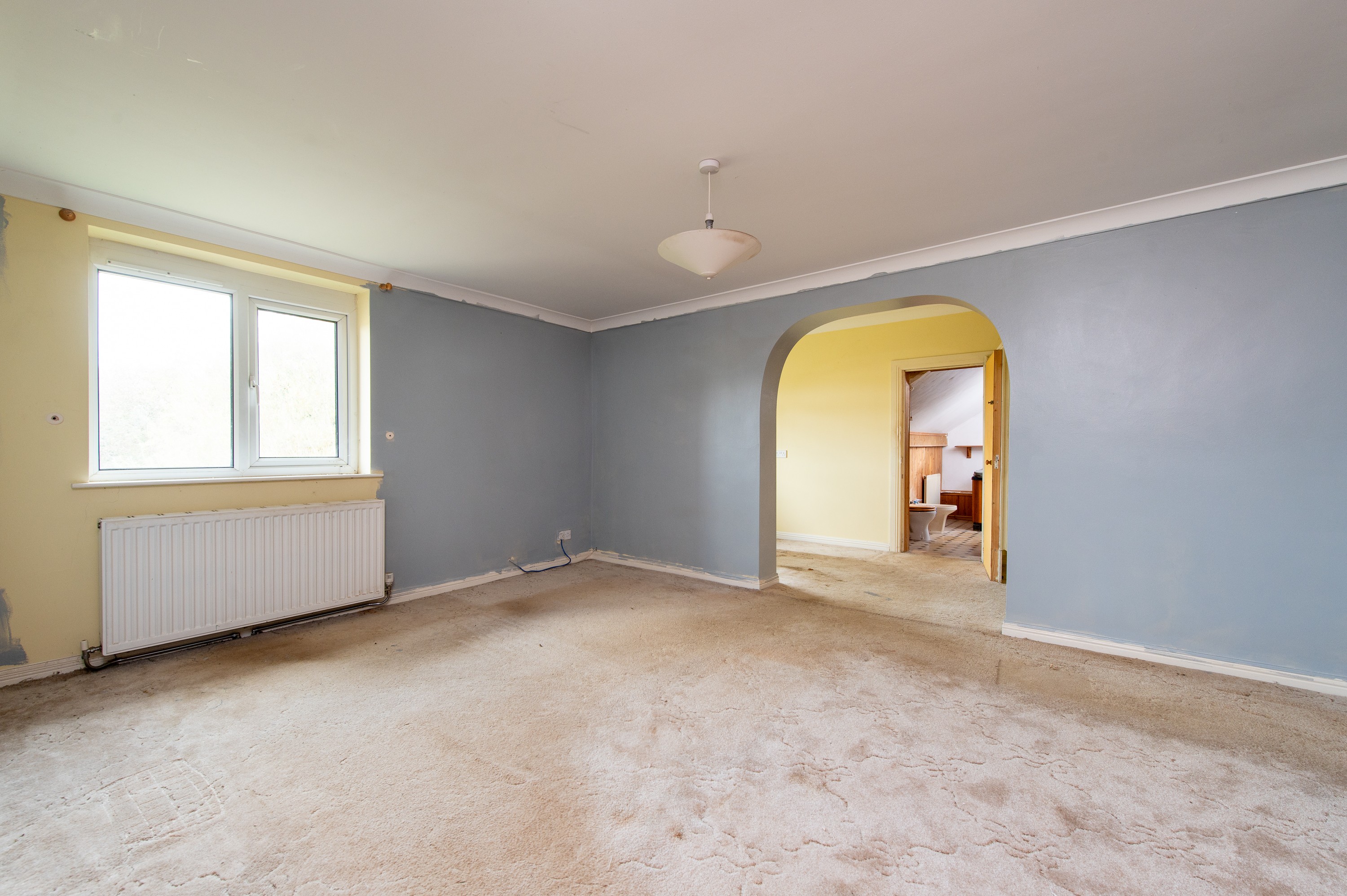 VACANT - Freehold Detached House with Outbuildings 