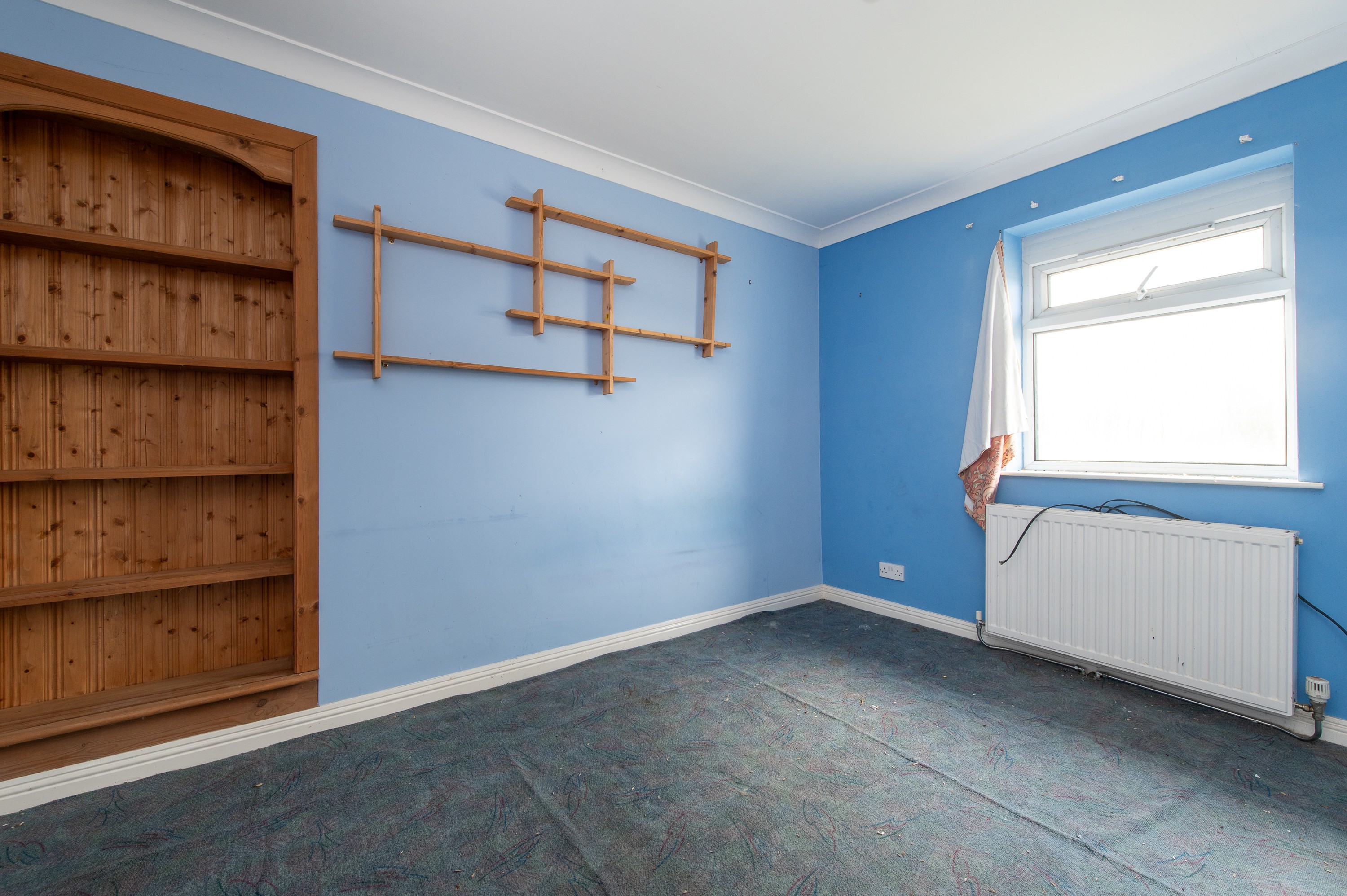 VACANT - Freehold Detached House with Outbuildings 