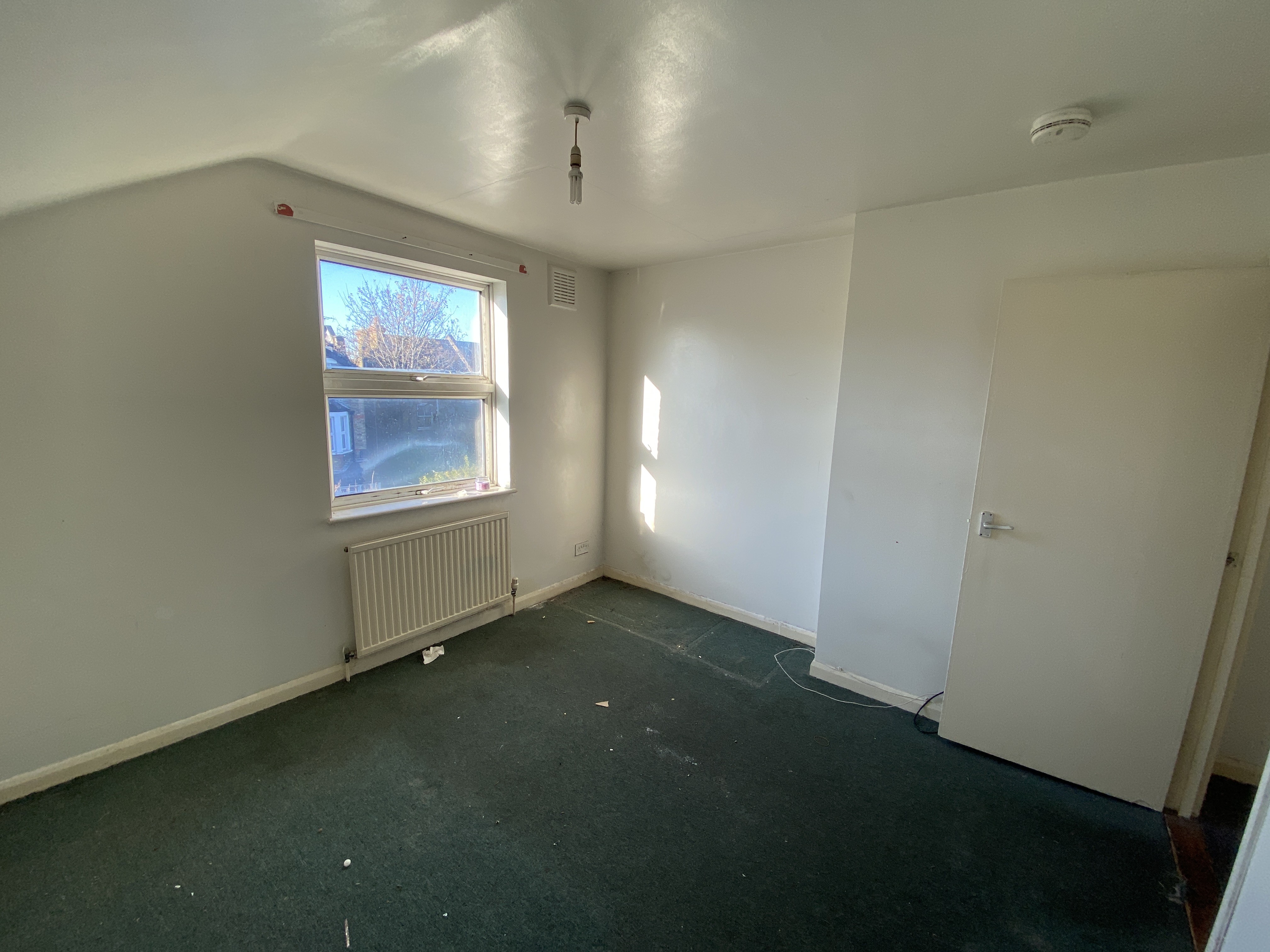VACANT - Leasehold Self Contained Second Floor Flat