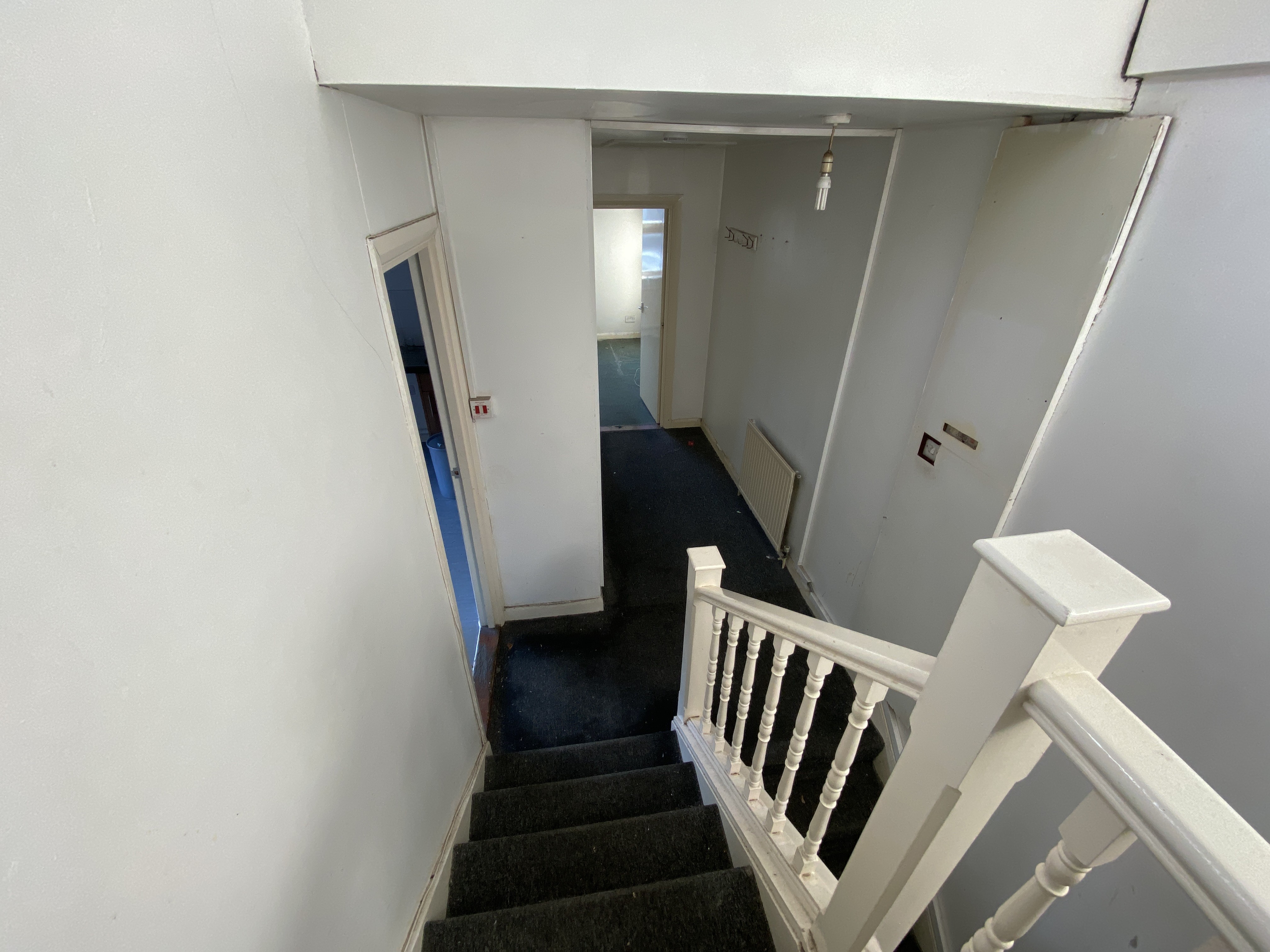 VACANT - Leasehold Self Contained Second Floor Flat