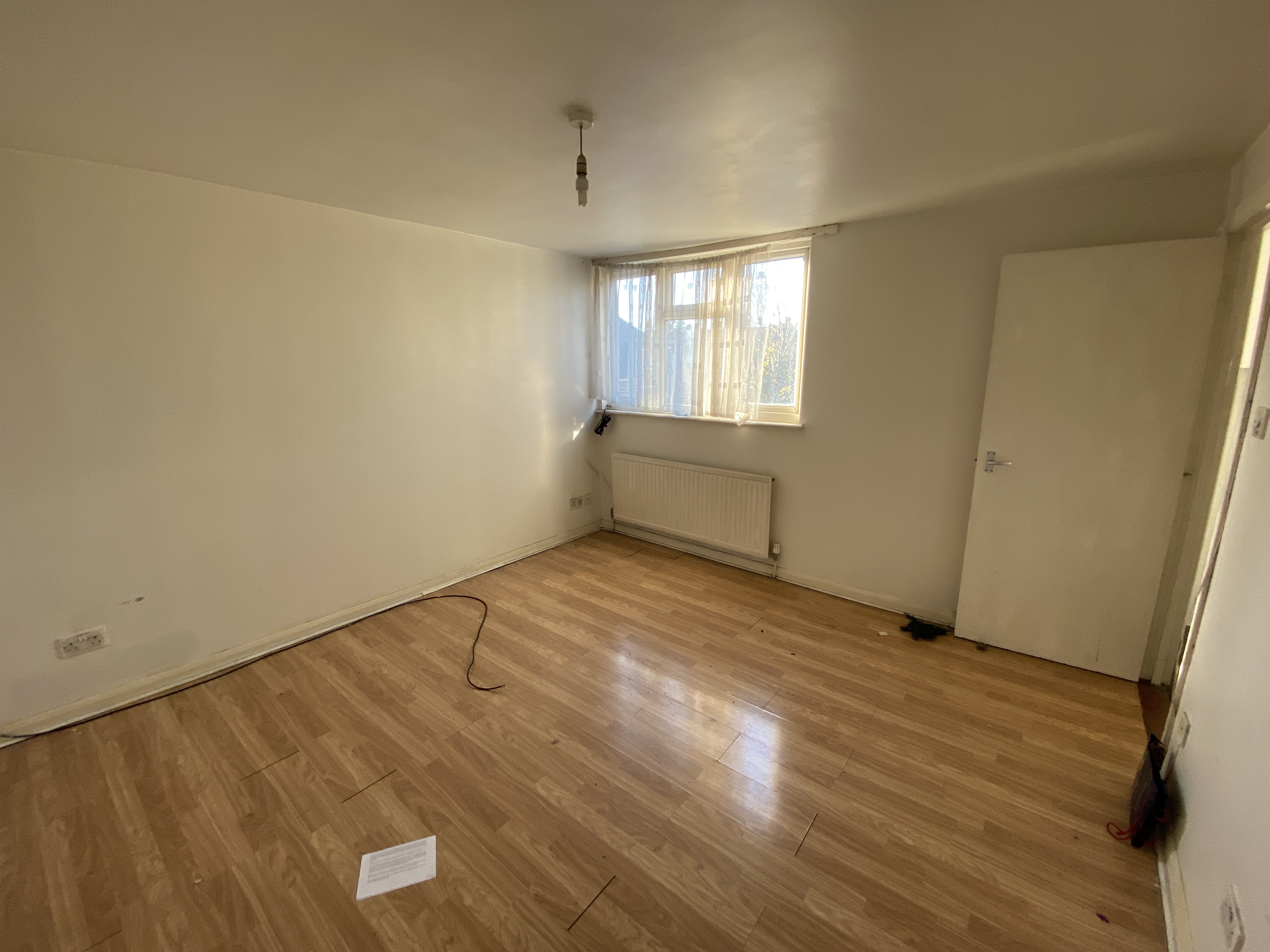 VACANT - Leasehold Self Contained Second Floor Flat