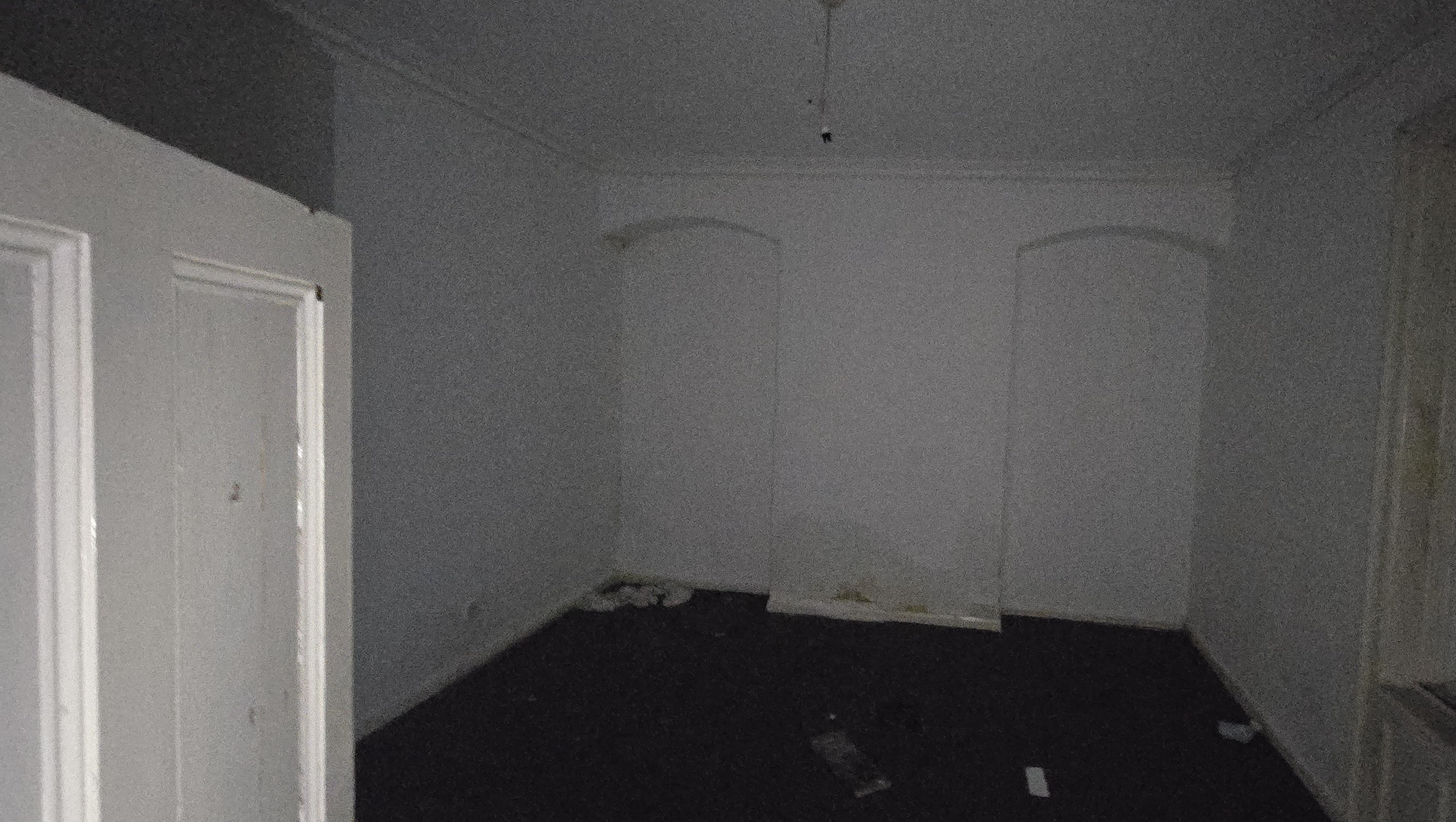 Freehold Mid Terrace Bungalow