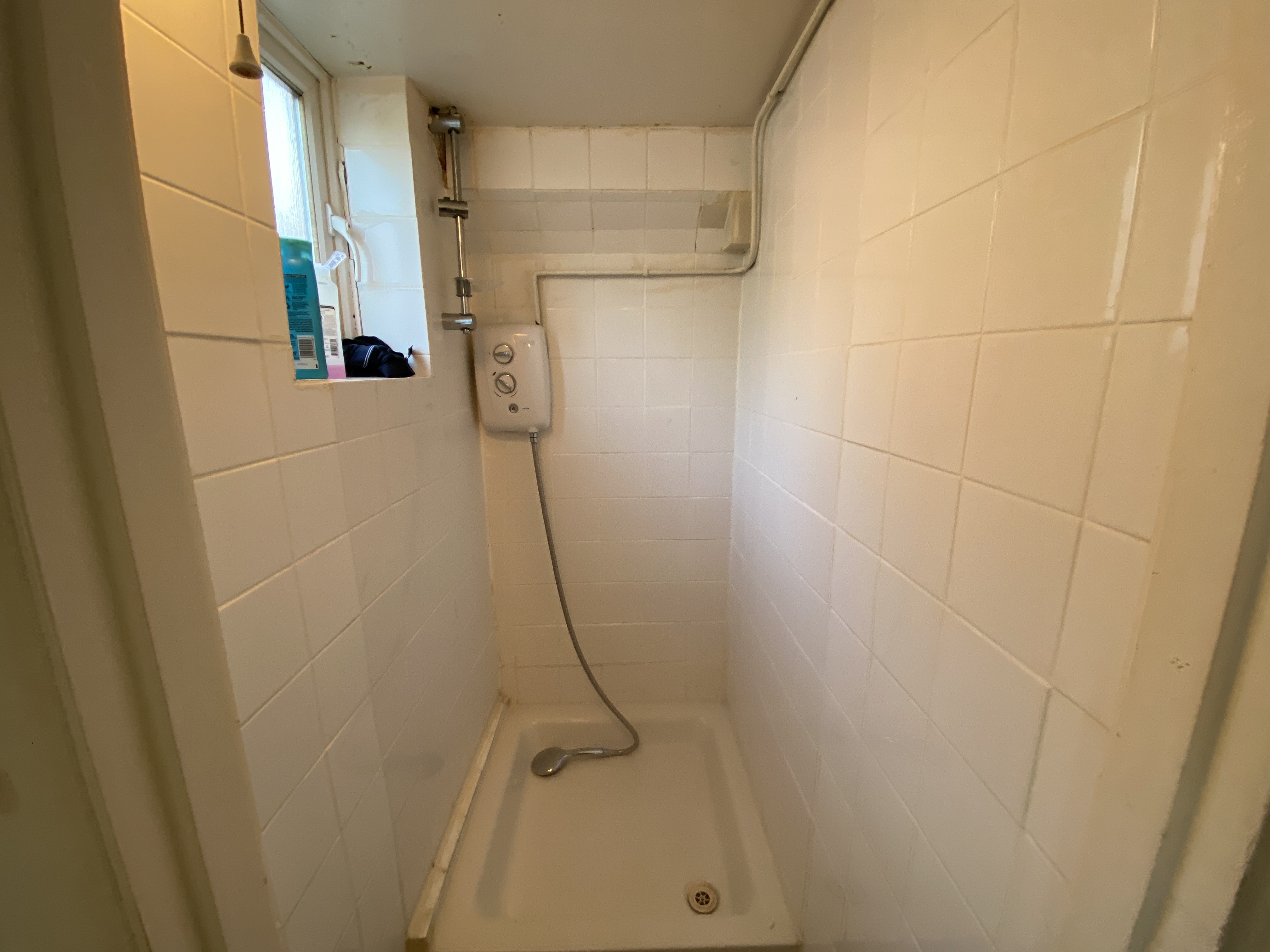 INVESTMENT - Freehold Semi Detached House 