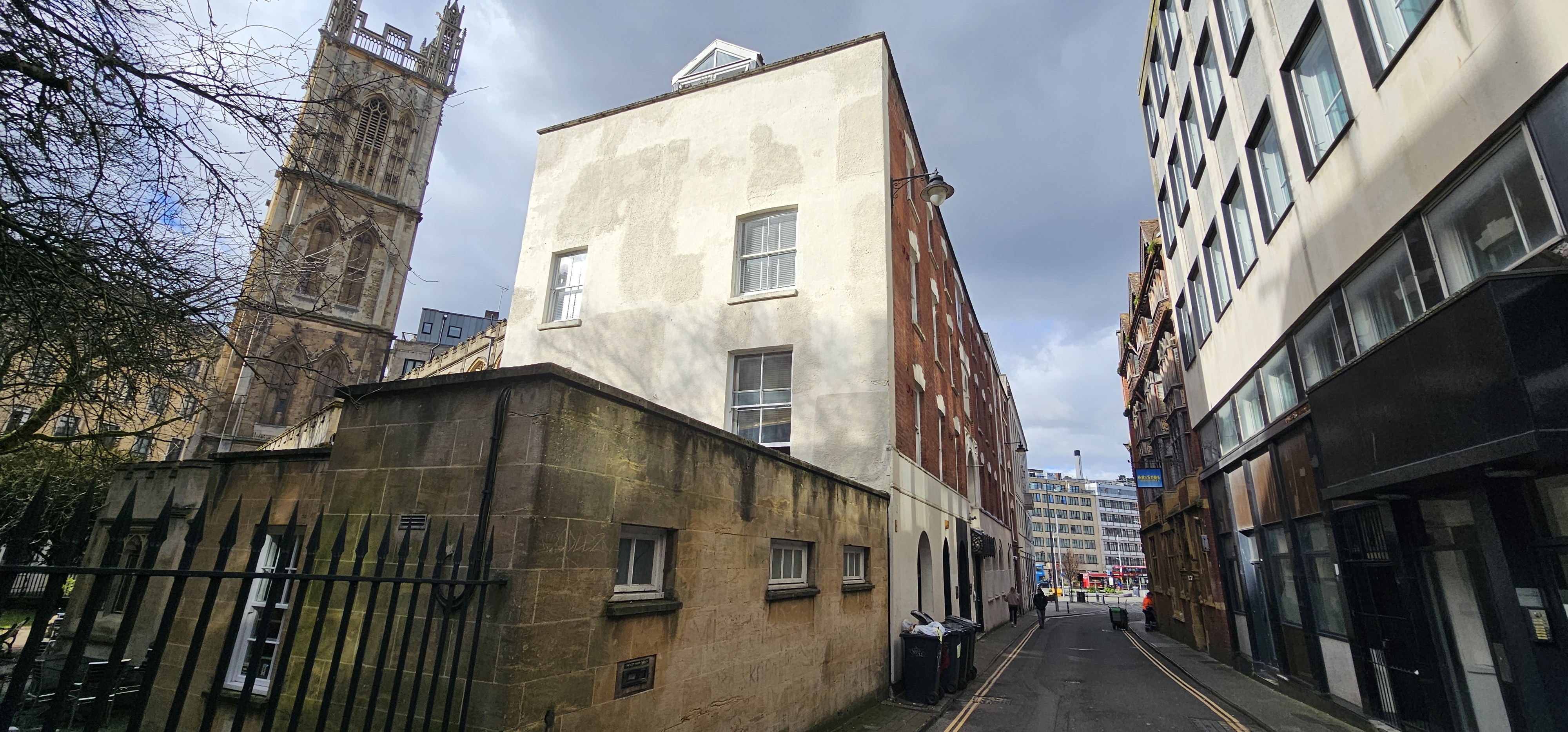 INVESTMENT - Leasehold Self Contained Second Floor Flat