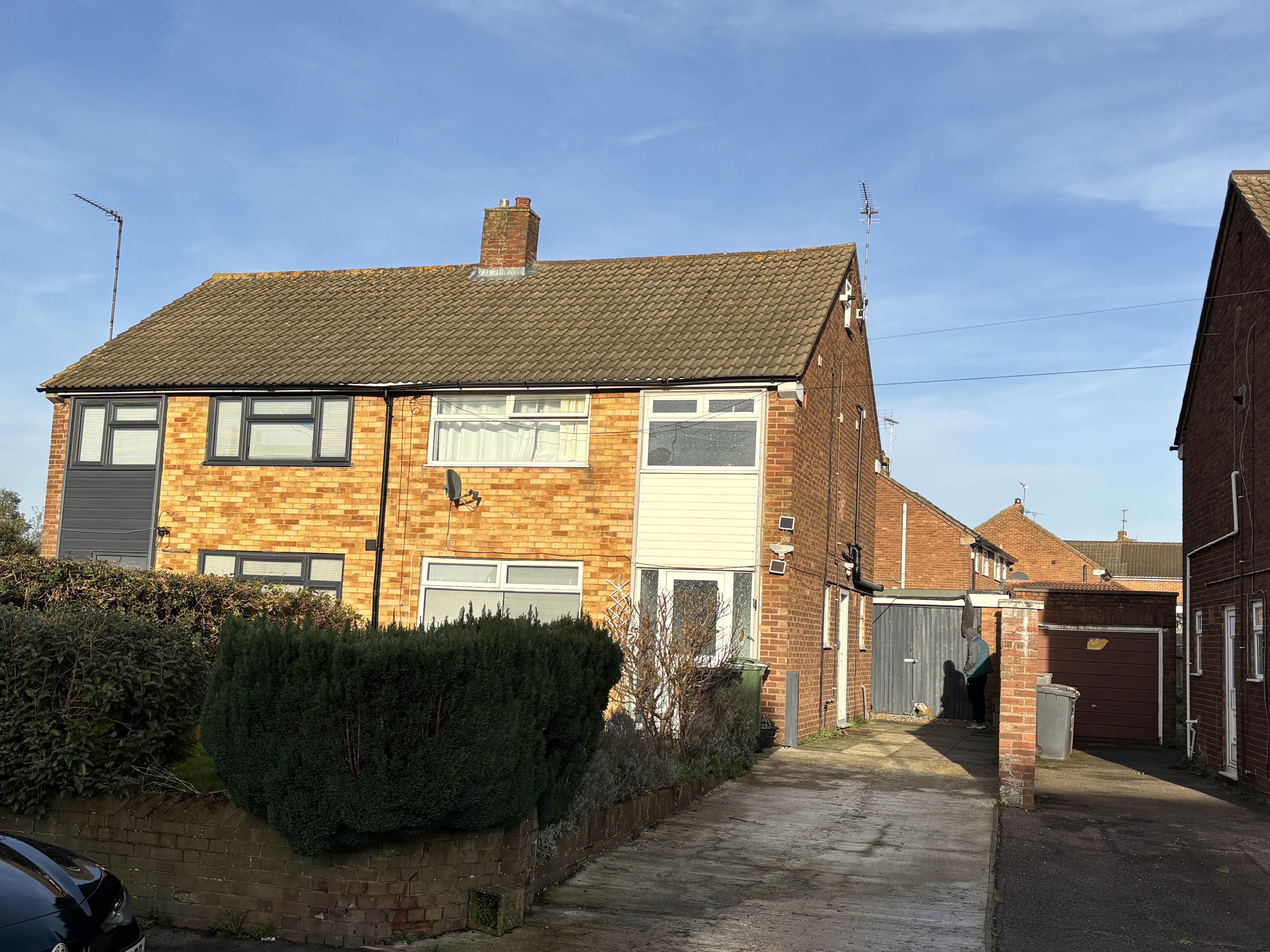 INVESTMENT - Freehold Semi Detached House 