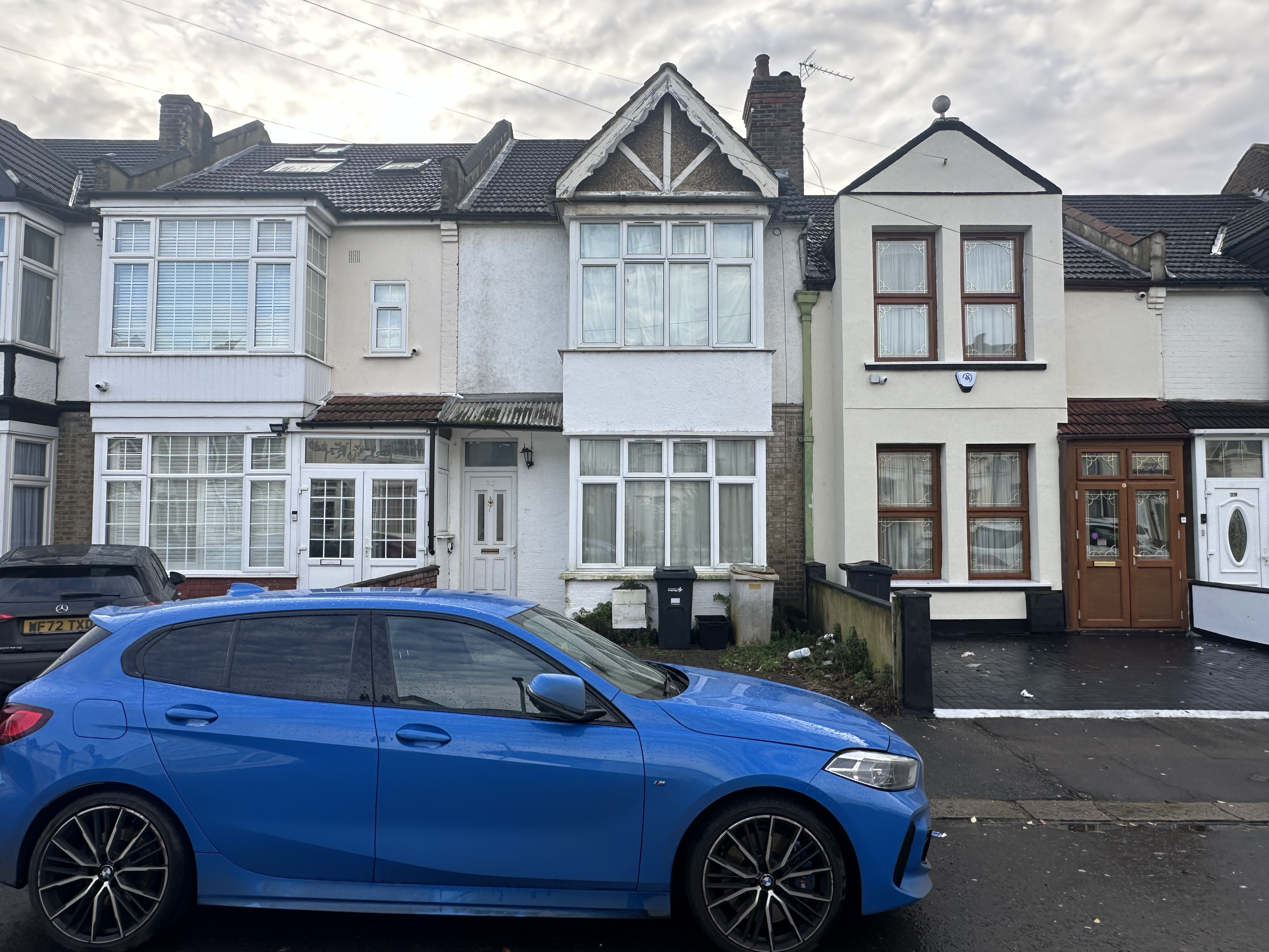 VACANT - Freehold Mid Terrace House with Planning Permission for Rear Extension and Loft Conversion