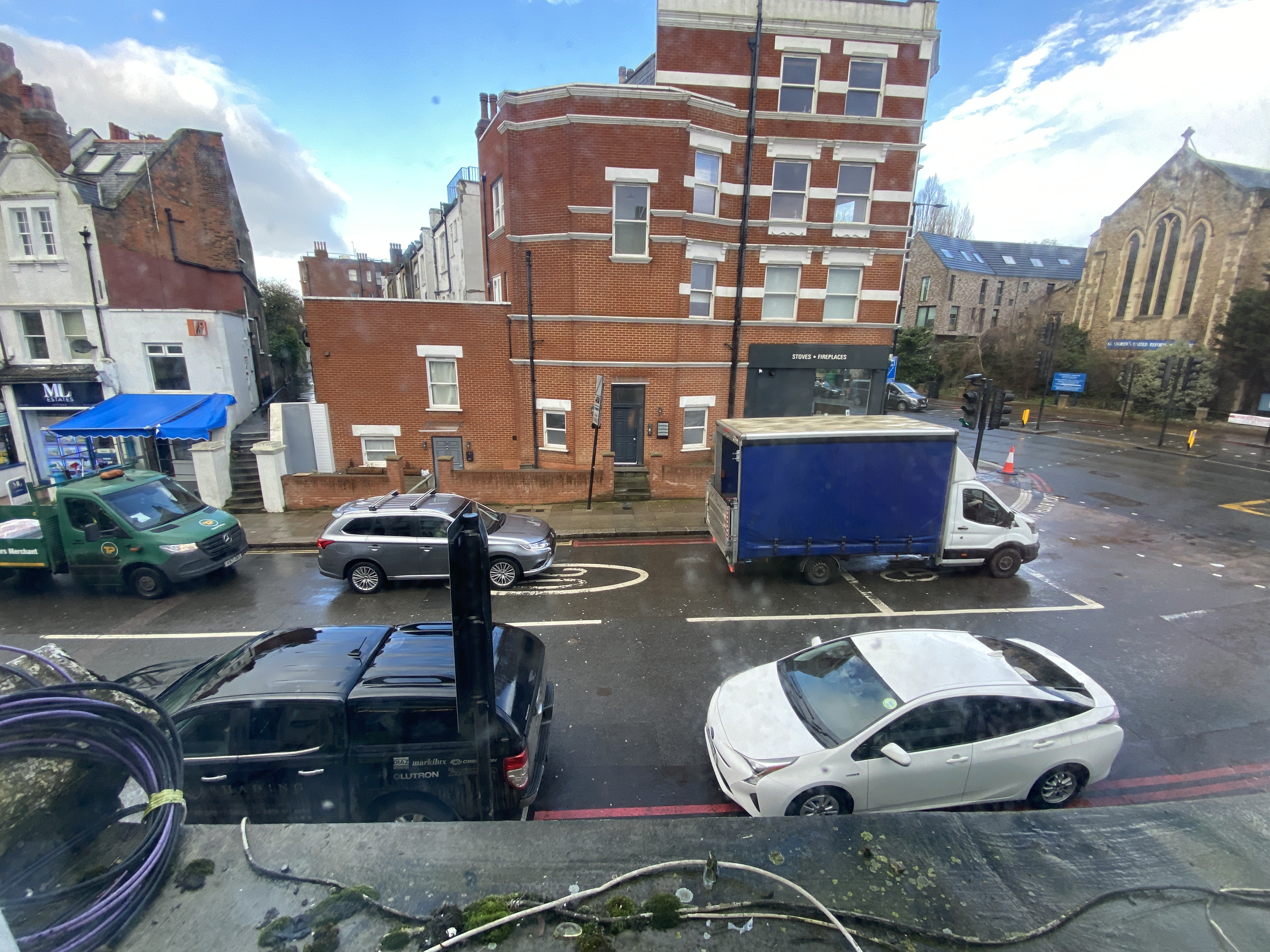 INVESTMENT - Freehold Mid Terrace Building