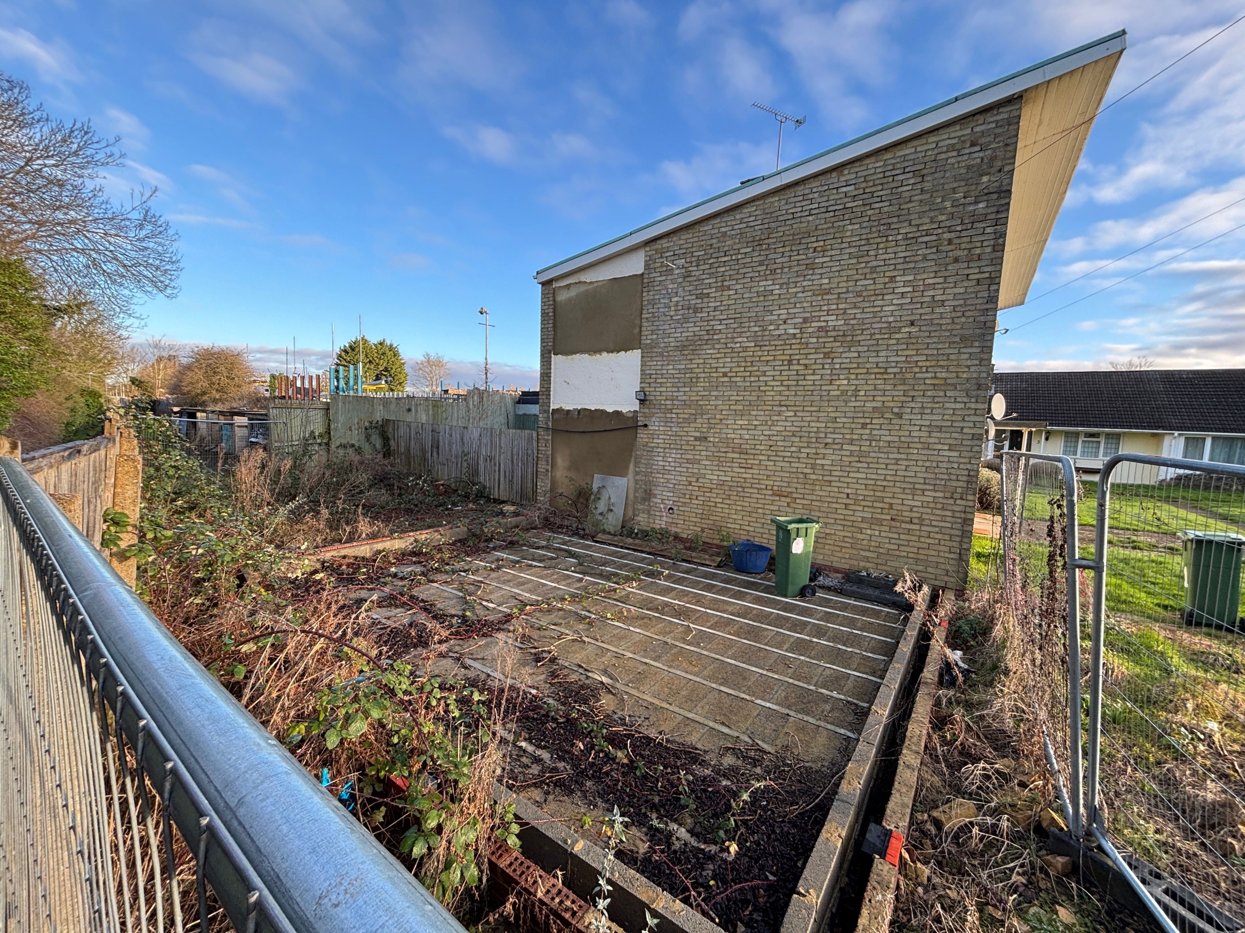 VACANT - Freehold Site with Planning 