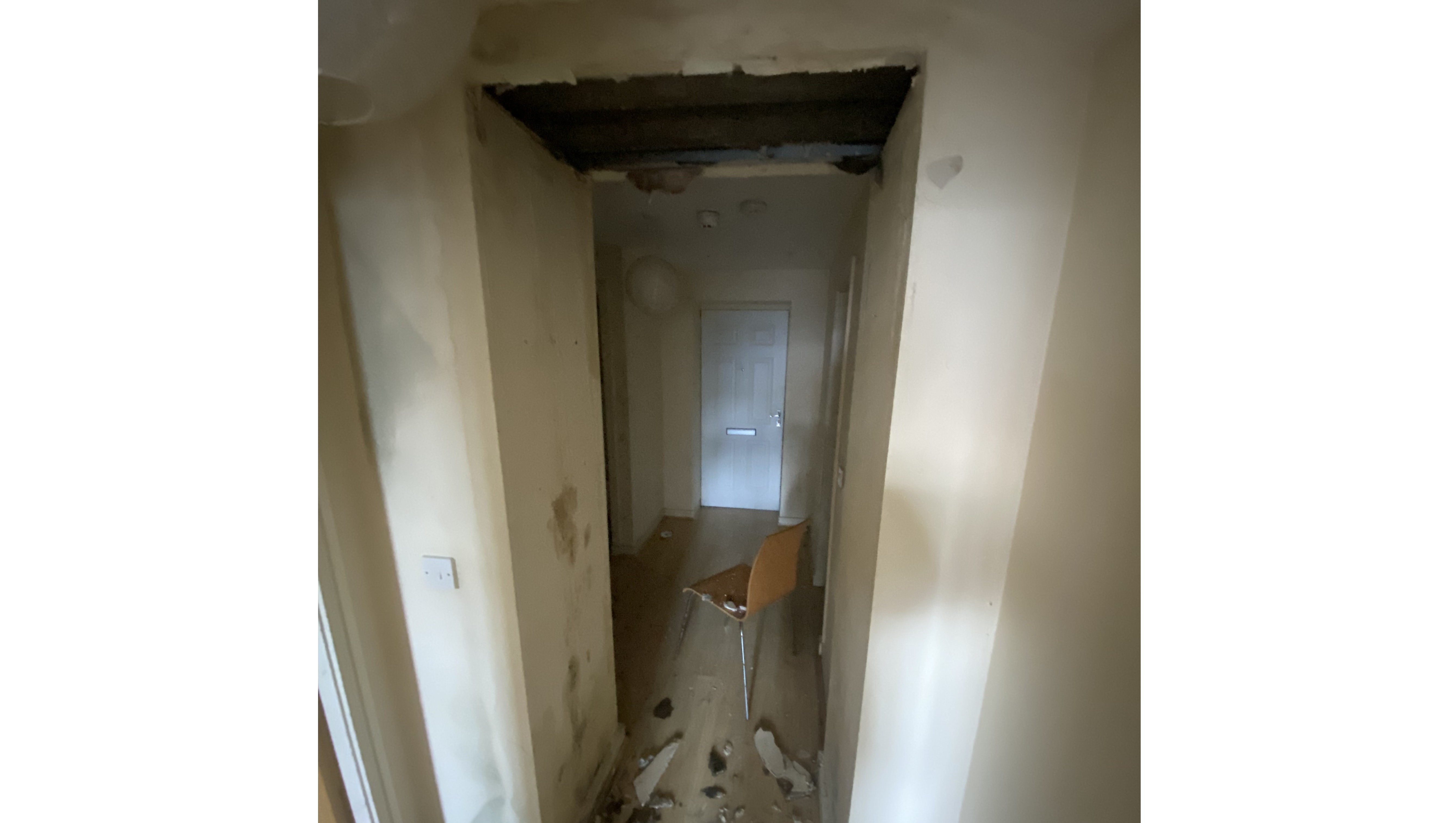 VACANT - Leasehold Self Contained Third Floor Flat